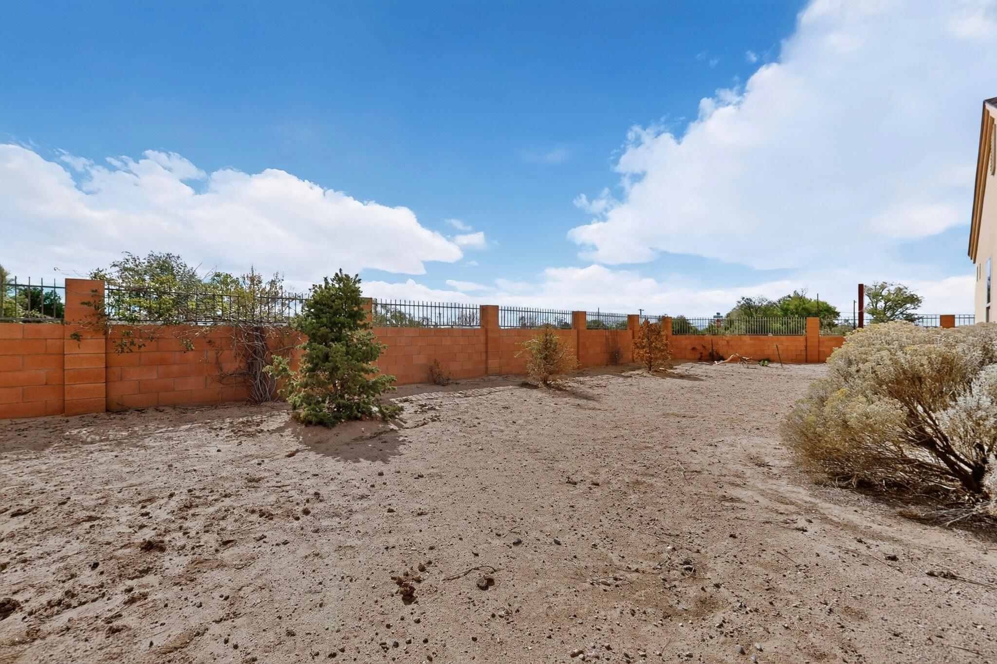 Photo 3 — 504 Brianna Loop NE