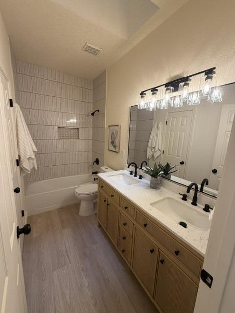 Photo 3 — 8500 Hampton Avenue NE