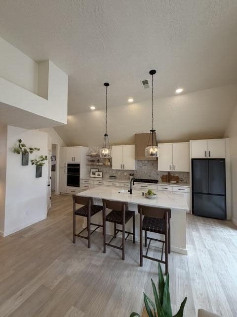 Photo 17 — 8500 Hampton Avenue NE