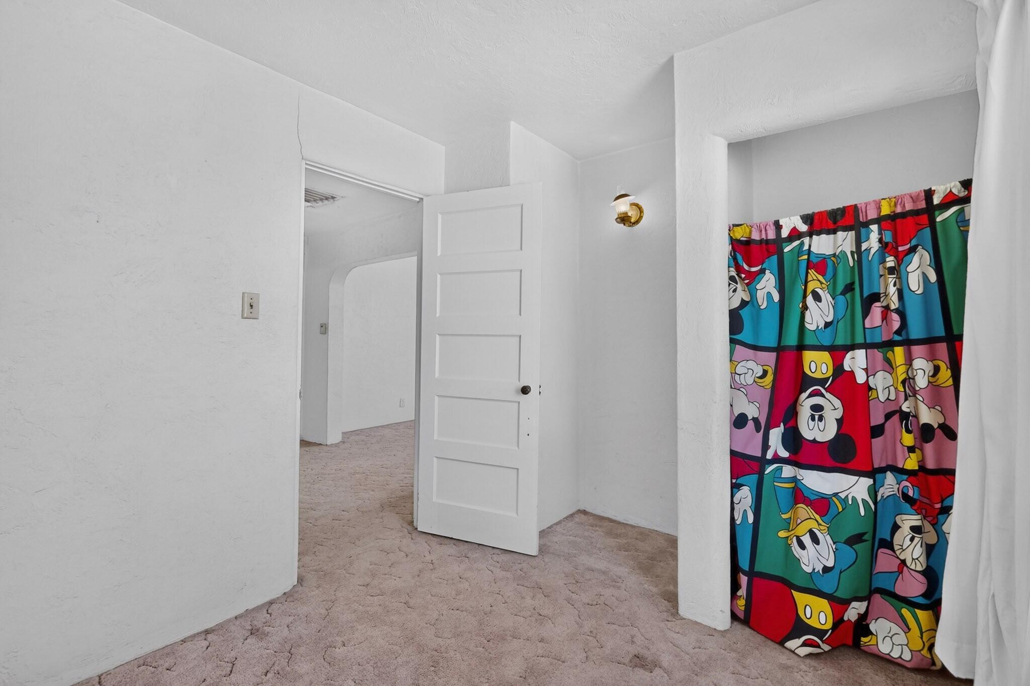 Photo 6 — 212 Vermont Street SE