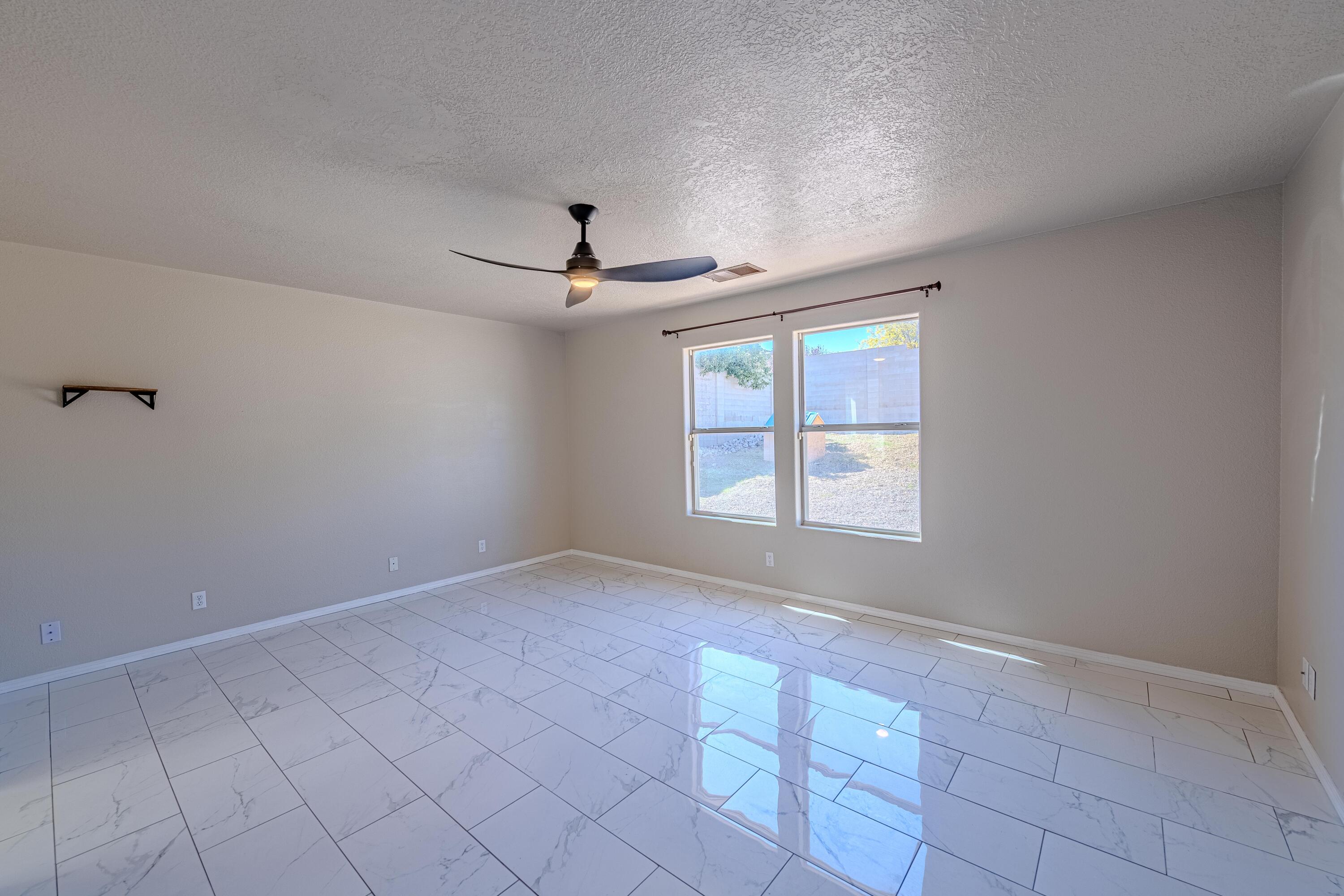 Photo 19 — 5001 Sanbusco Drive NE
