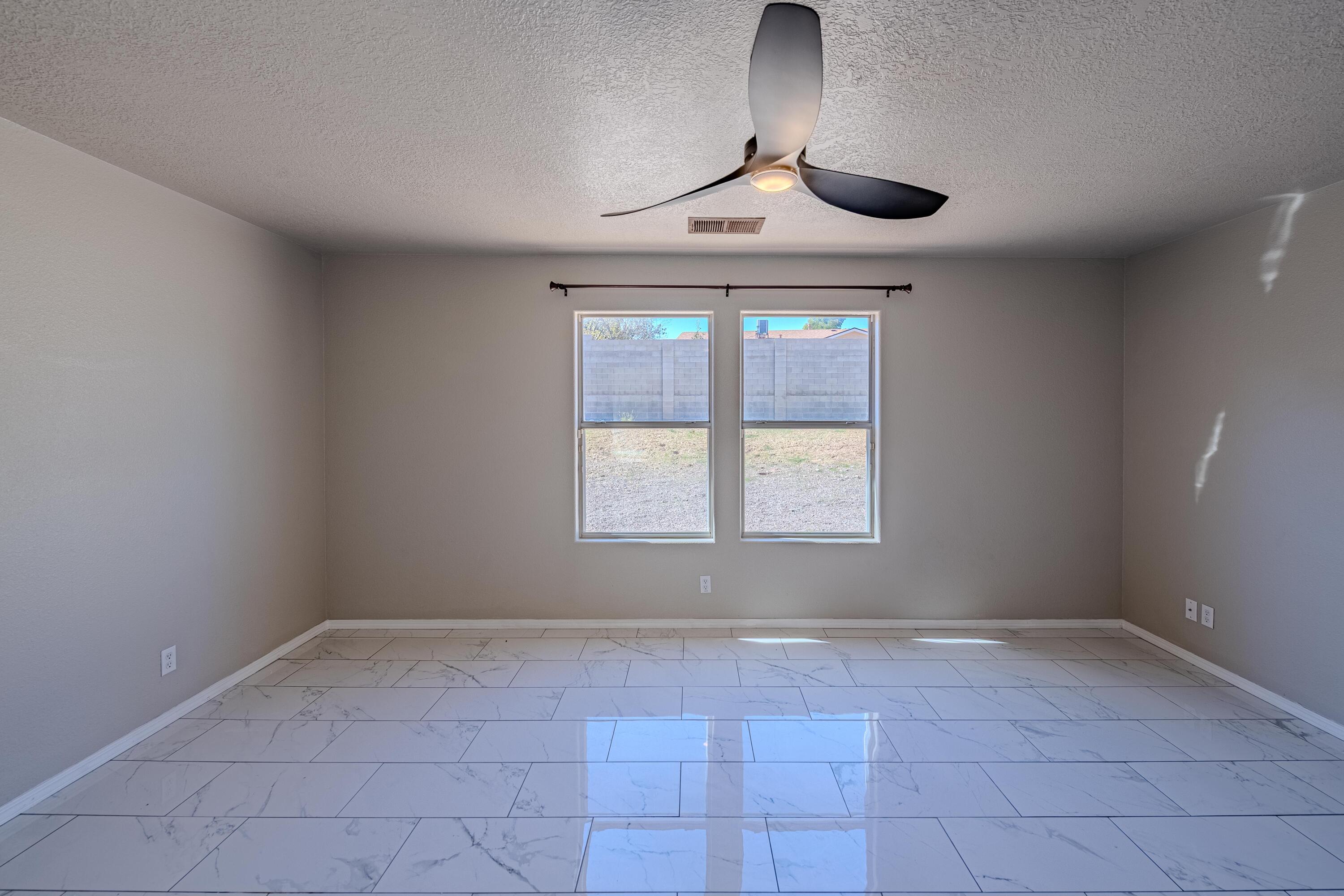 Photo 17 — 5001 Sanbusco Drive NE