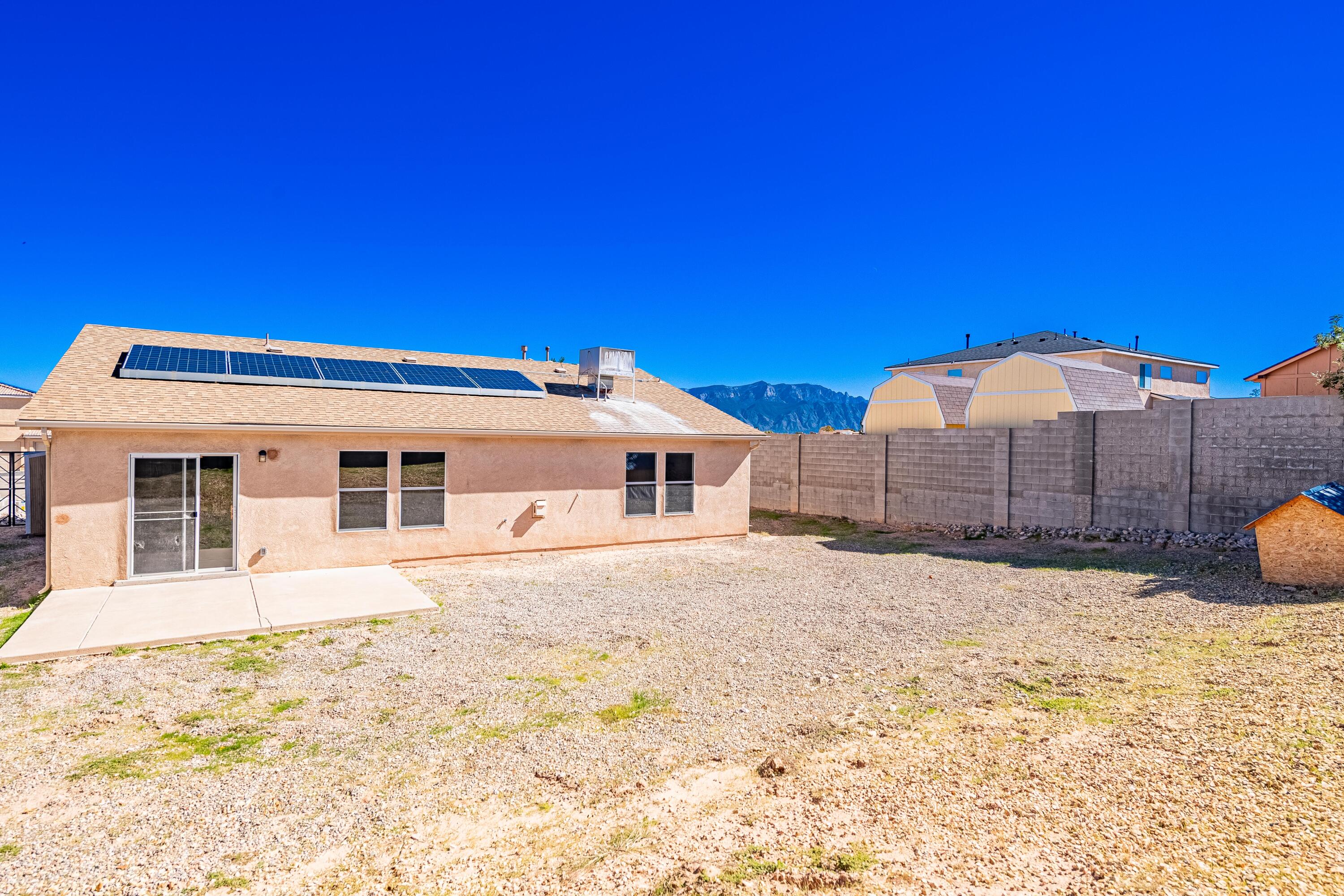 Photo 3 — 5001 Sanbusco Drive NE