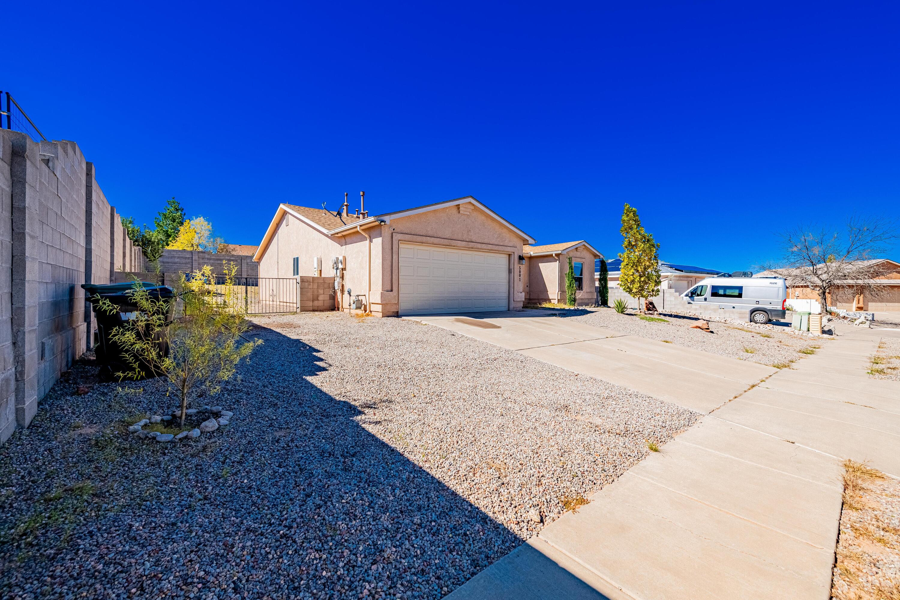 Photo 2 — 5001 Sanbusco Drive NE
