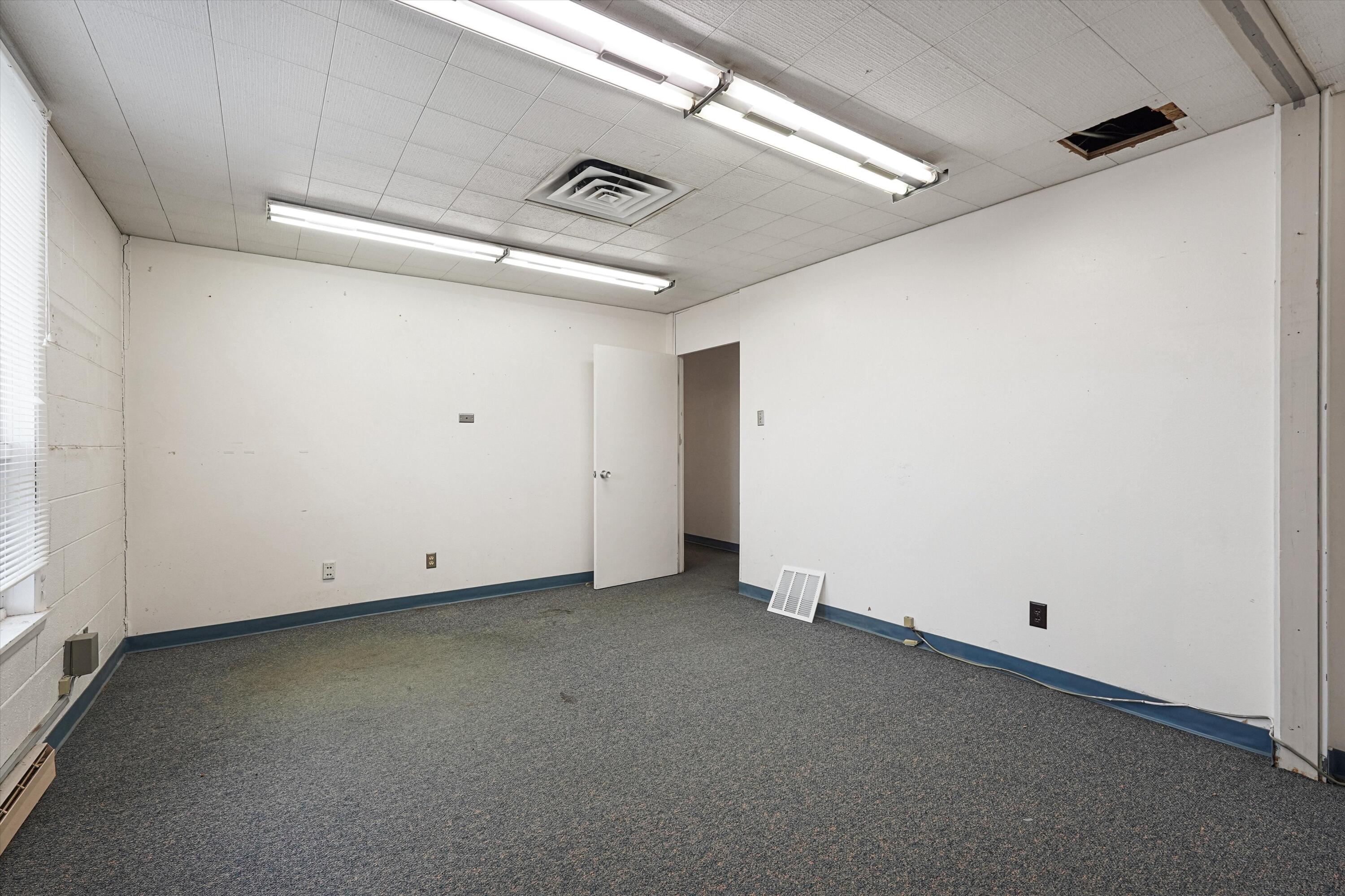 Photo 4 — 712 S 1st Street 102,104