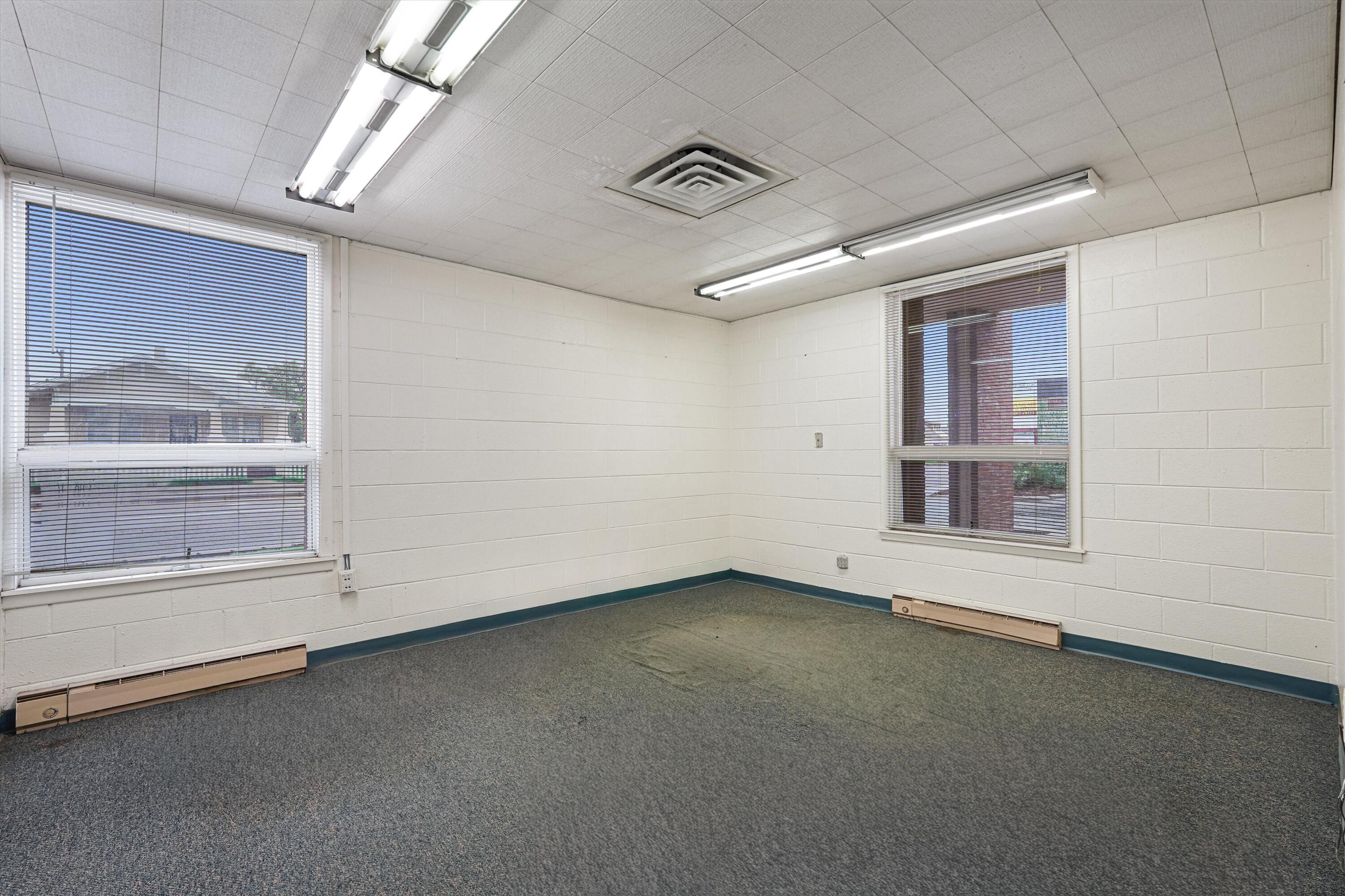 Photo 10 — 712 S 1st Street 102,104