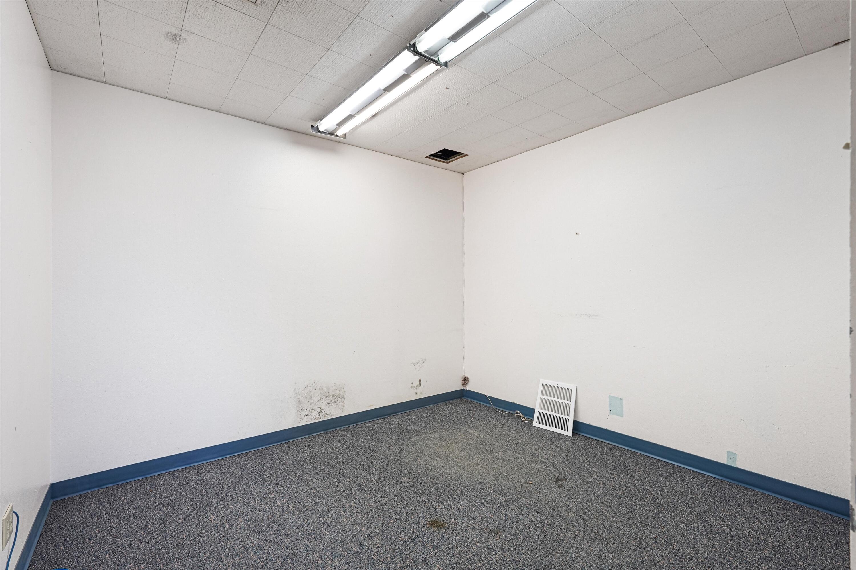 Photo 9 — 712 S 1st Street 102,104