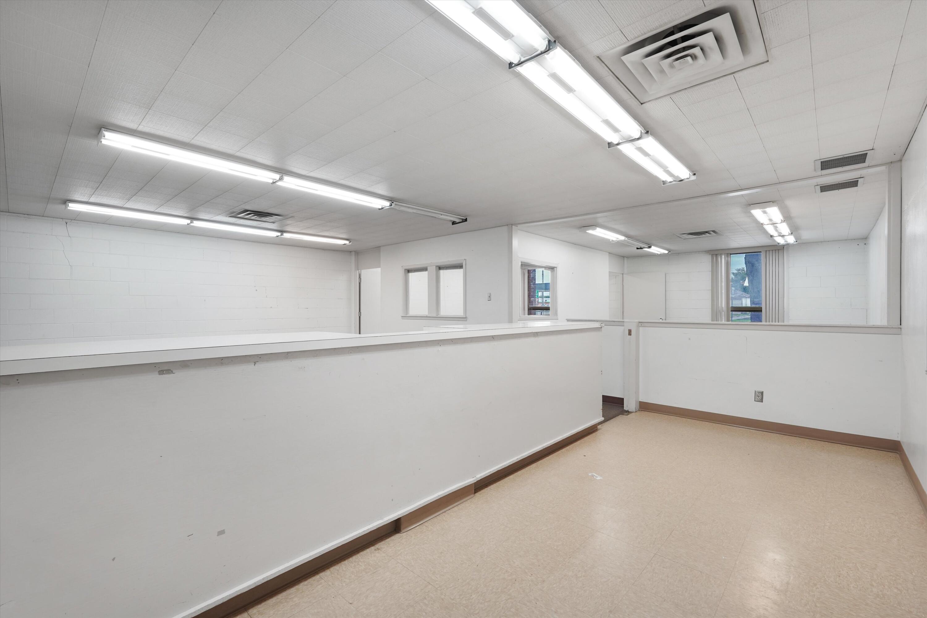 Photo 12 — 712 S 1st Street 106