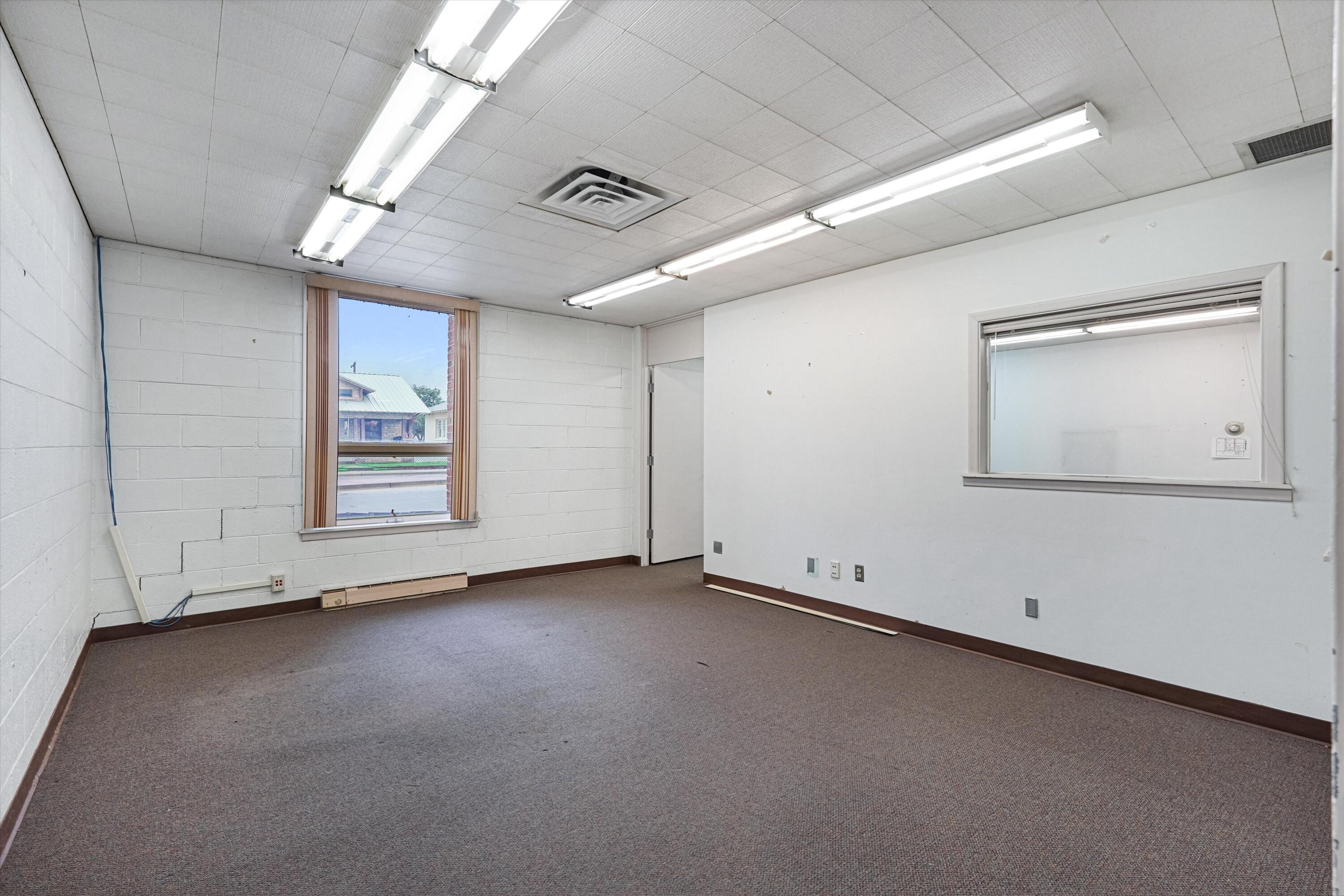 Photo 6 — 712 S 1st Street 106