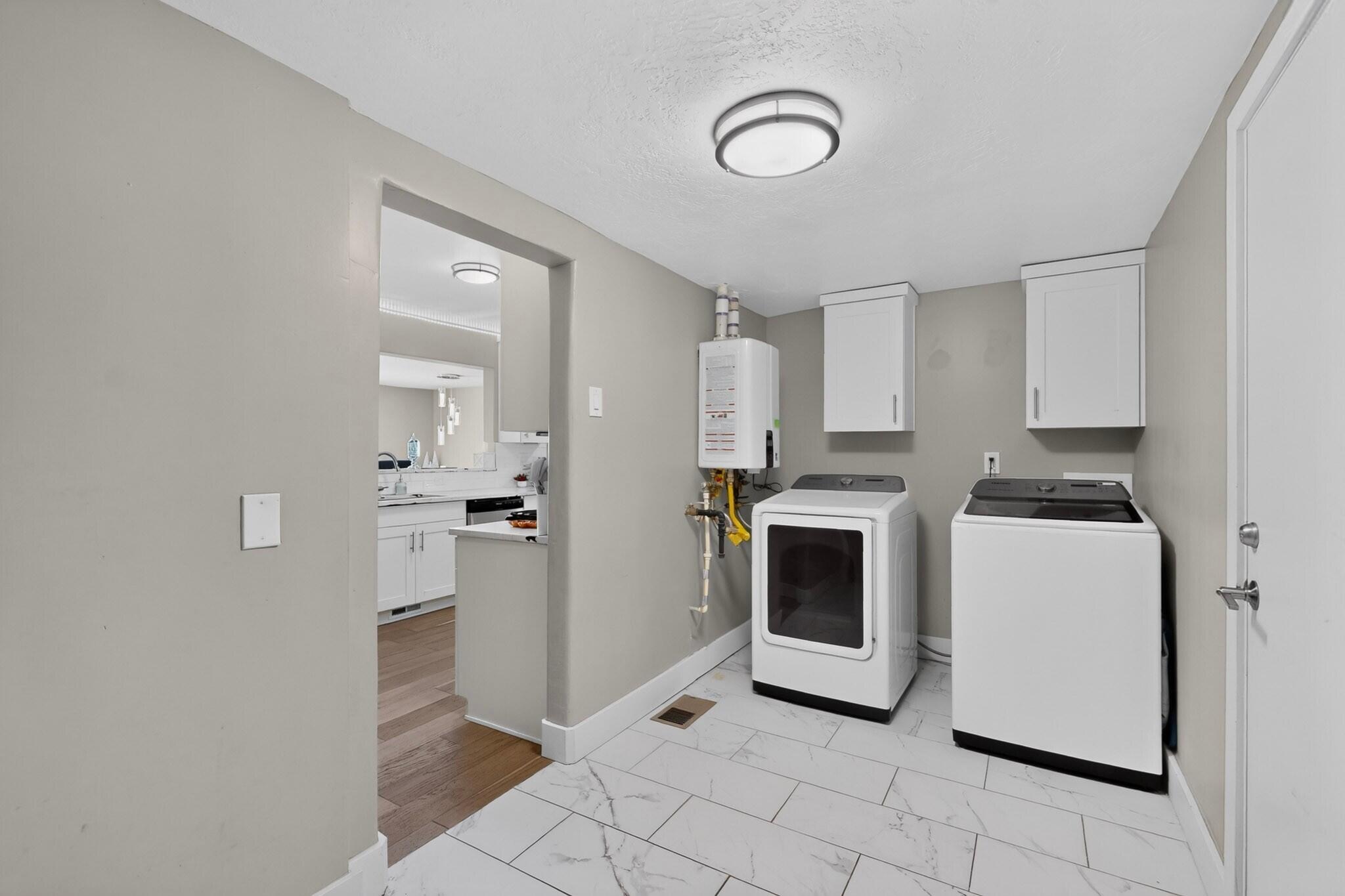 Photo 15 — 1112 Truman Street SE