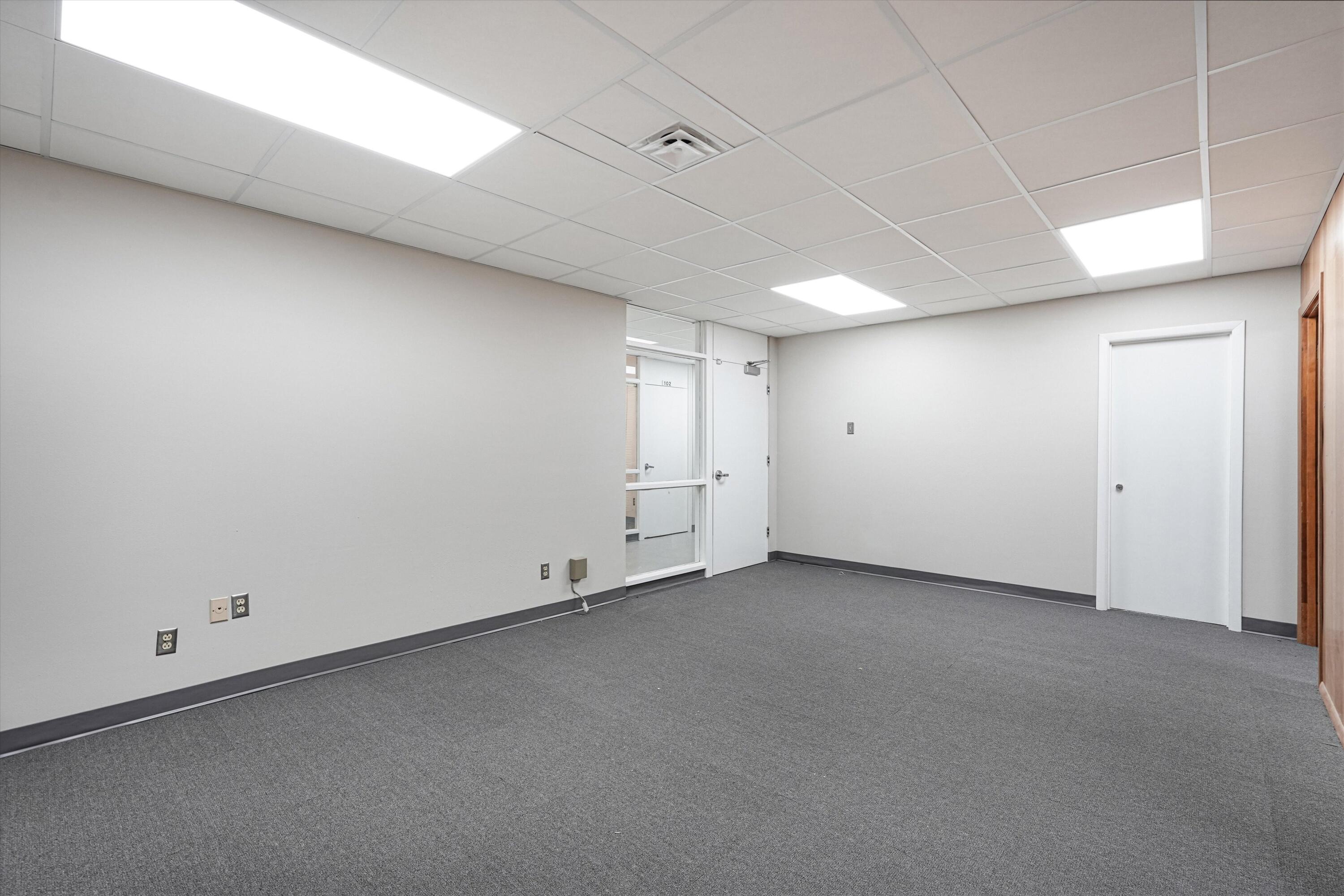 Photo 6 — 712 S 1st Street 103