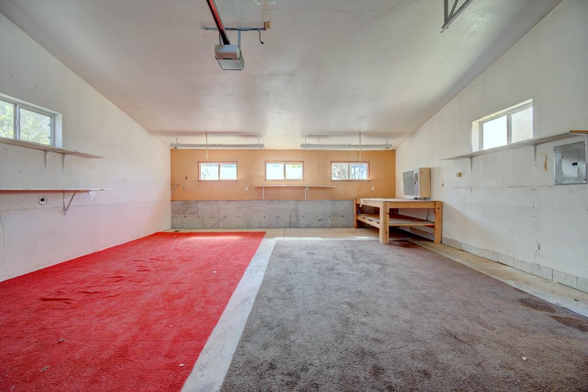 Photo 12 — 36 Pine Ridge Road