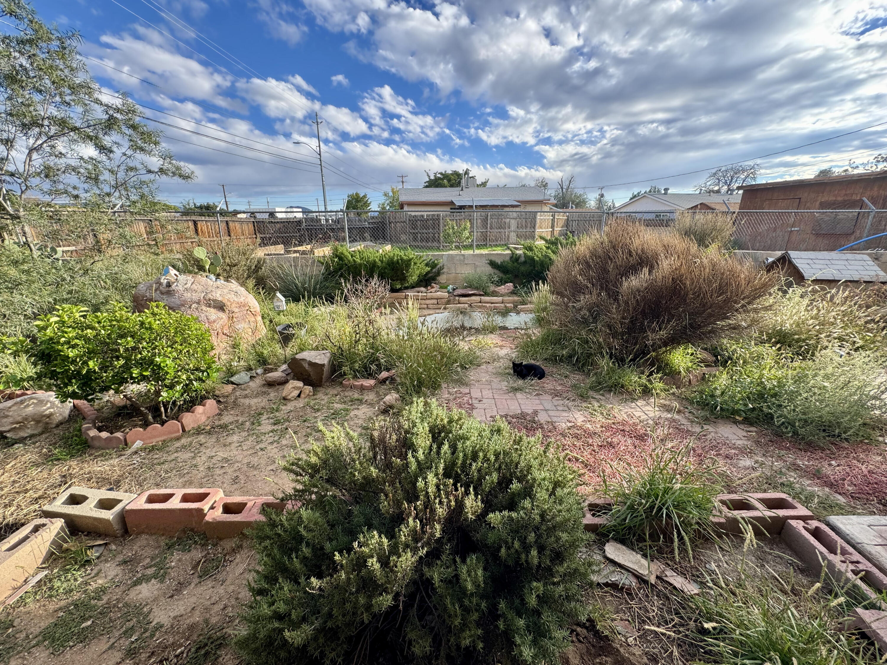 Photo 3 — 9612 Woodland Avenue NE