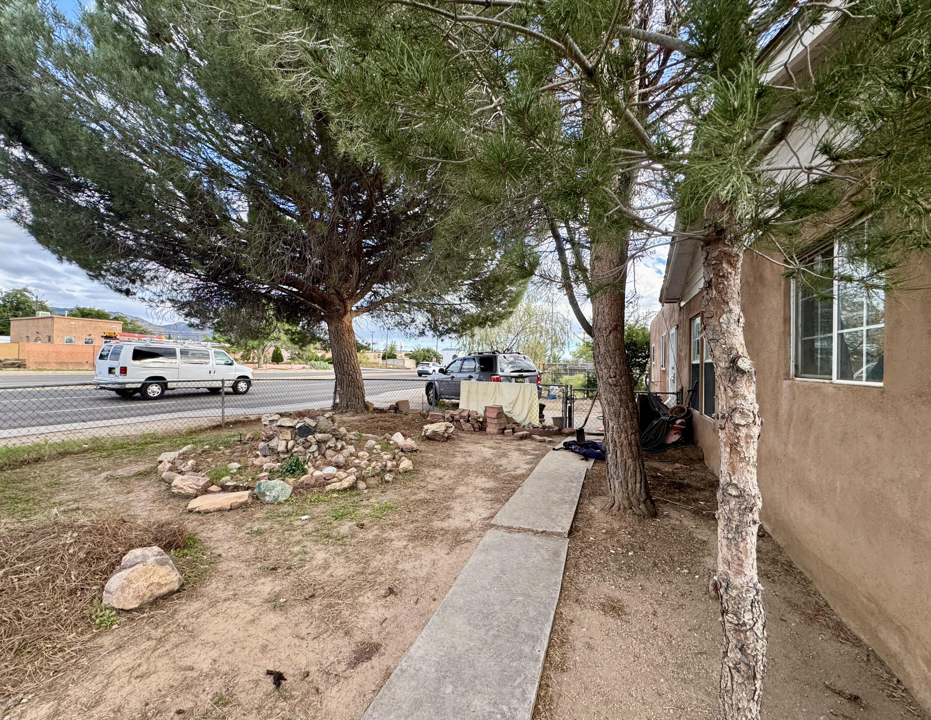 Photo 10 — 9612 Woodland Avenue NE