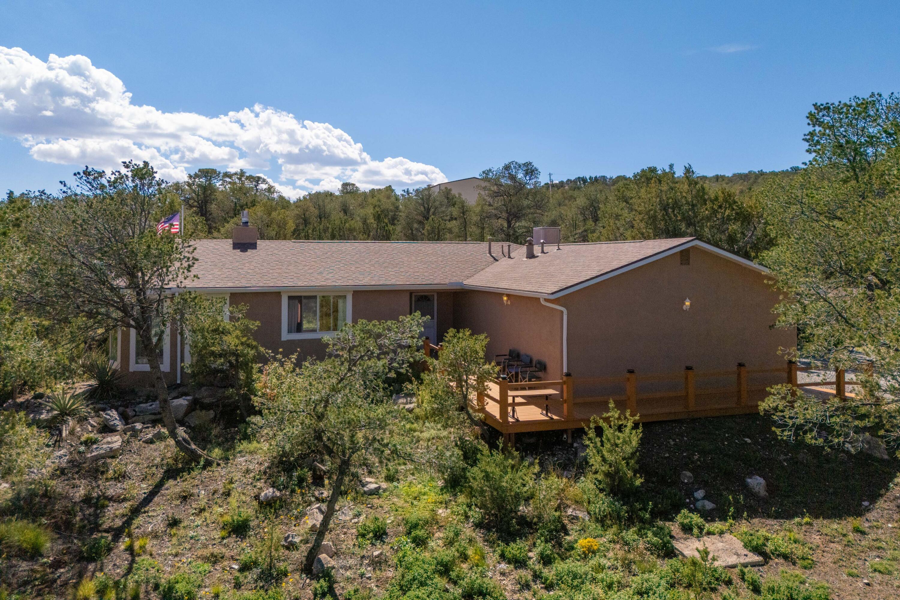 31 Palomino Road, Edgewood, NM 87015