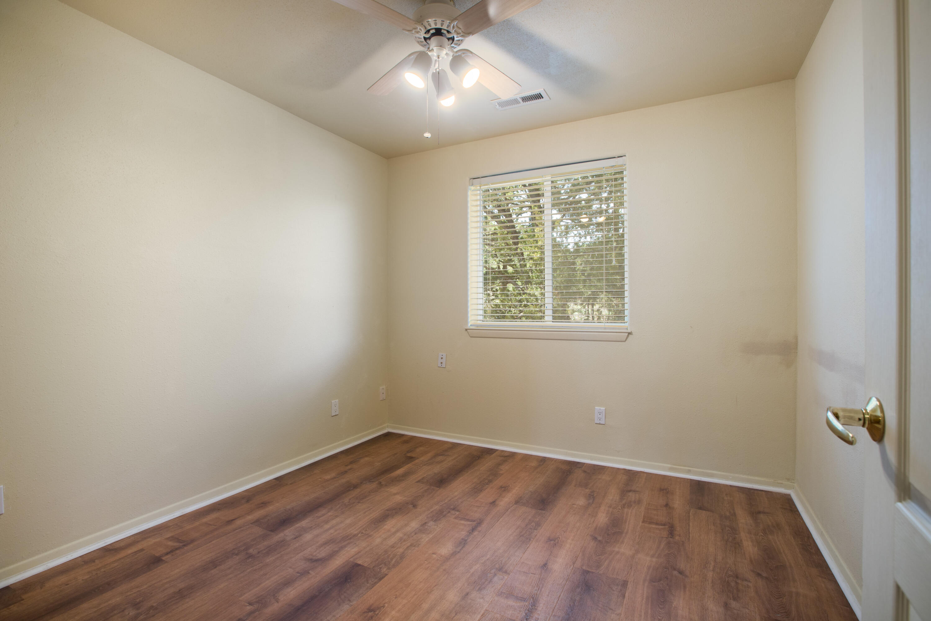 Photo 19 — 31 Palomino Road