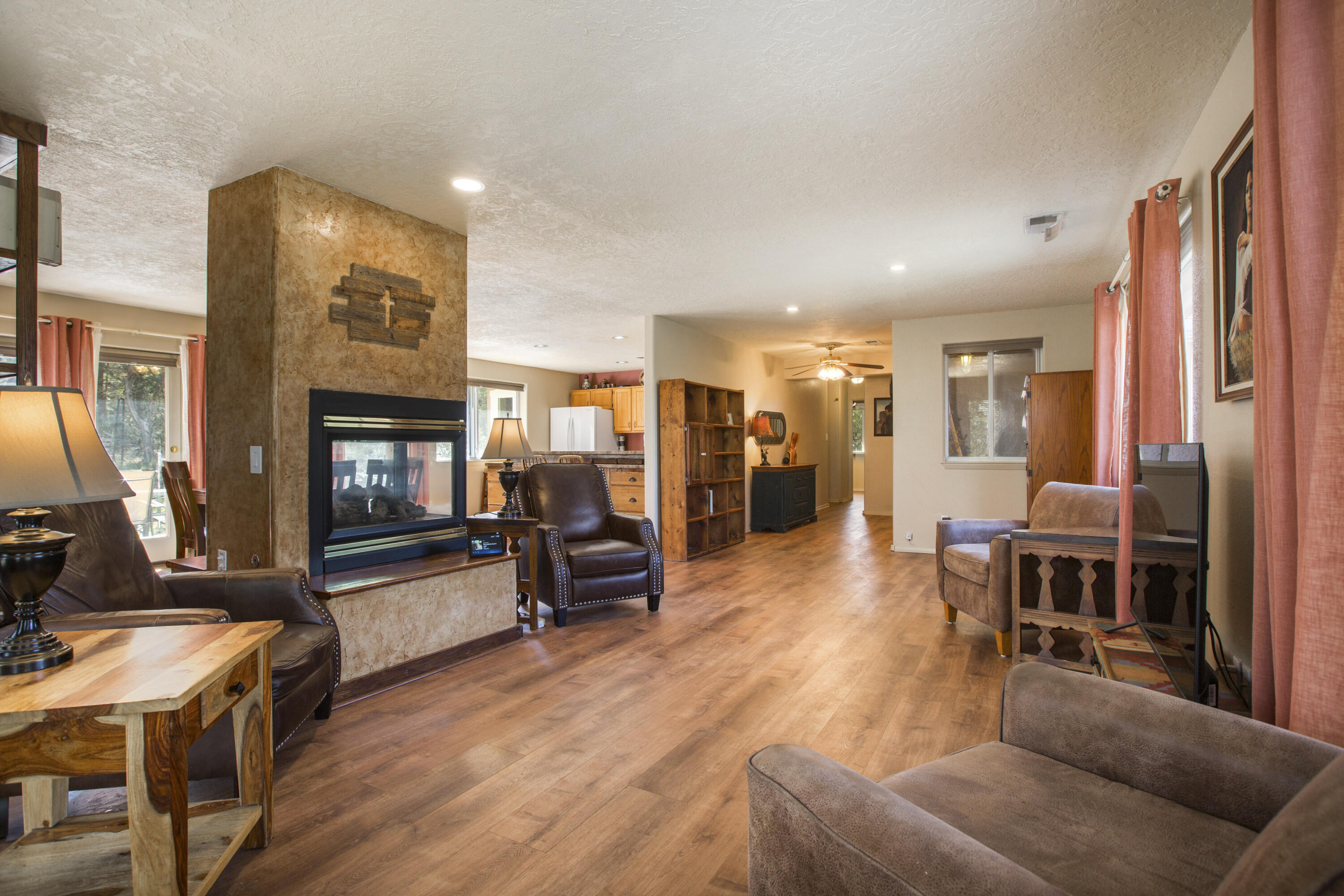 Photo 3 — 31 Palomino Road