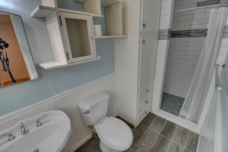 Photo 6 — 1100 Chama Street NE