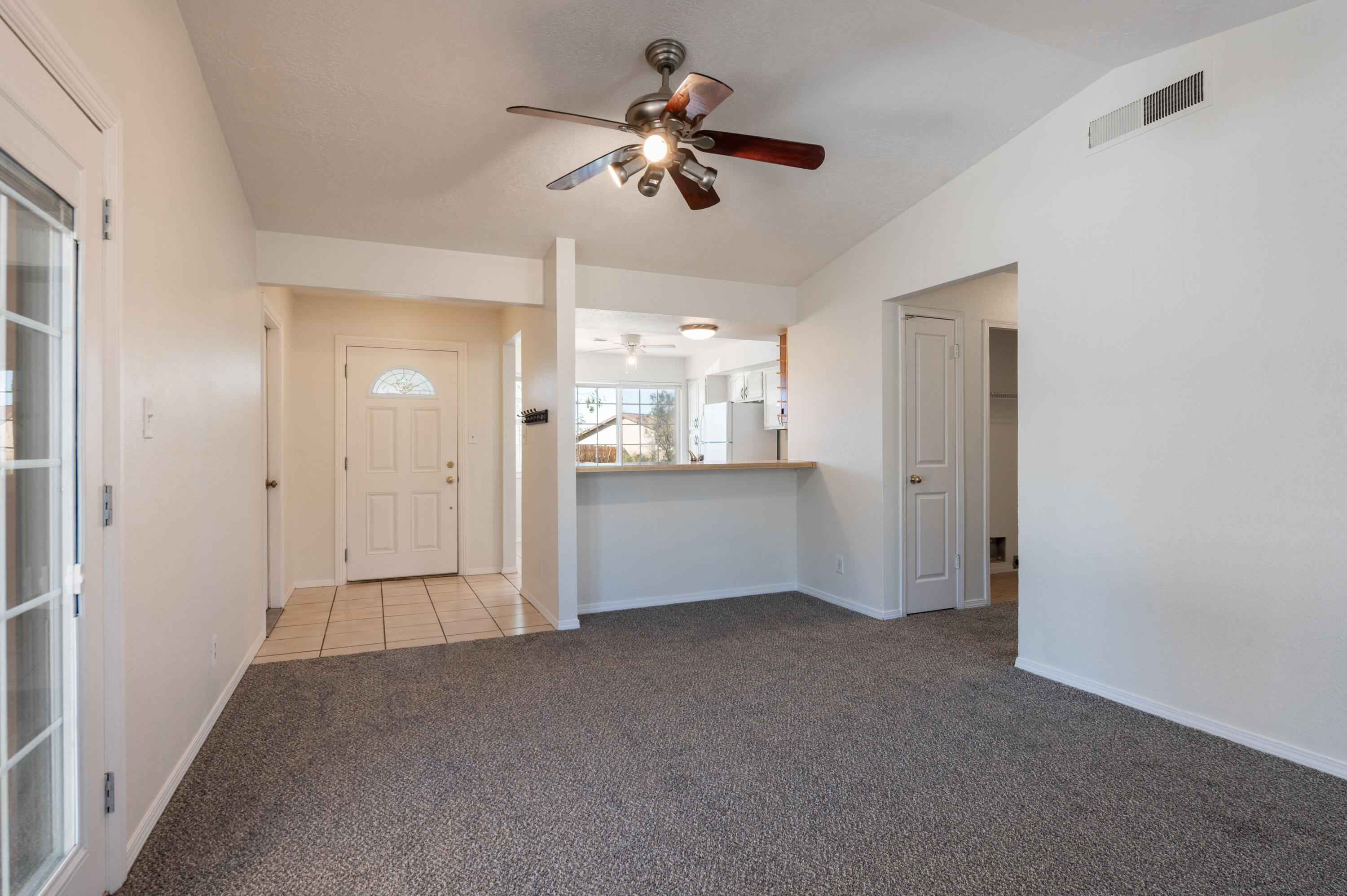 Photo 15 — 590 Hewlett Drive NE