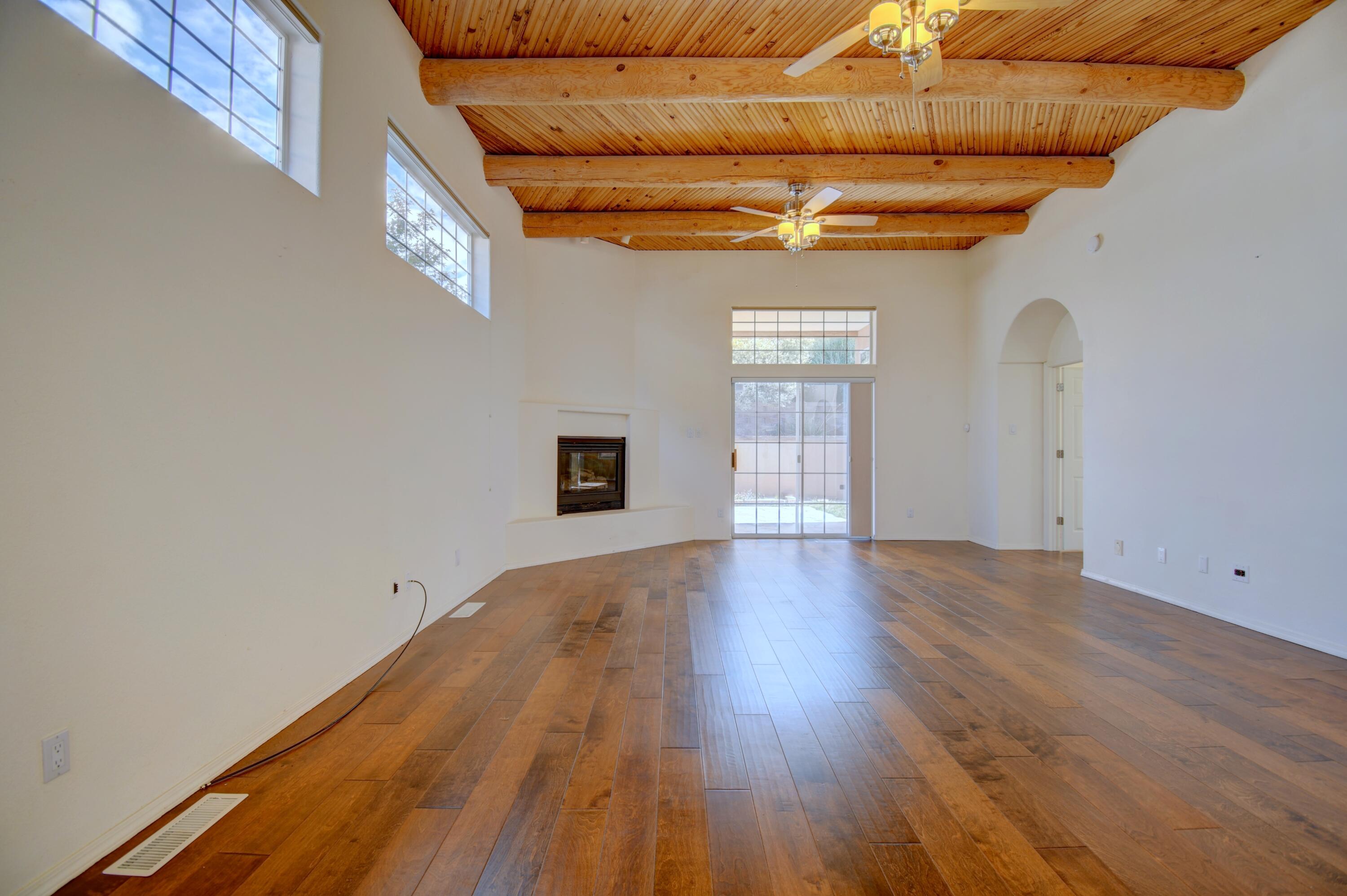 Photo 4 — 5724 Peppertree Place NE
