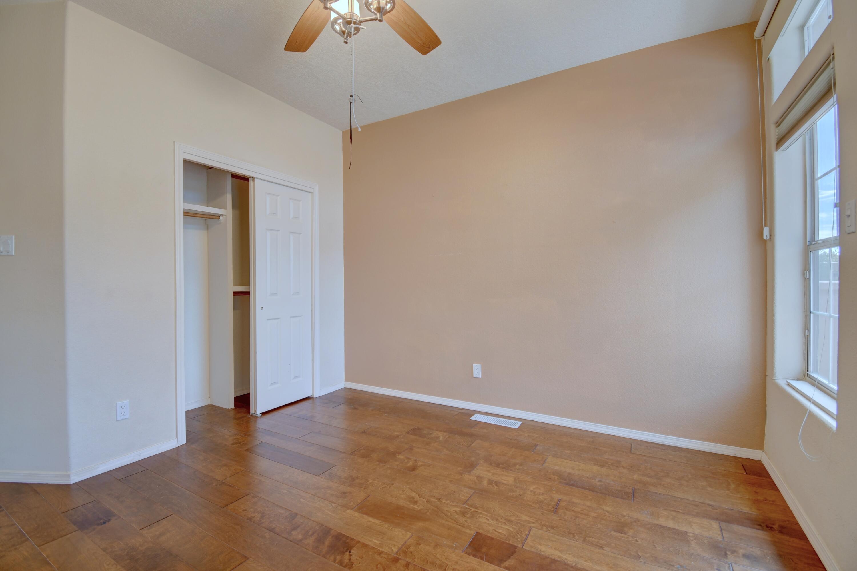 Photo 10 — 5724 Peppertree Place NE