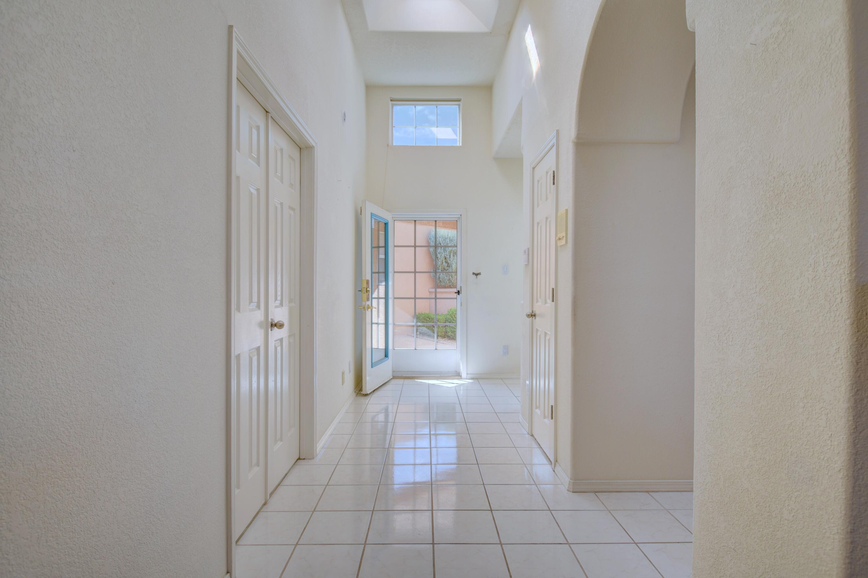 Photo 11 — 5724 Peppertree Place NE