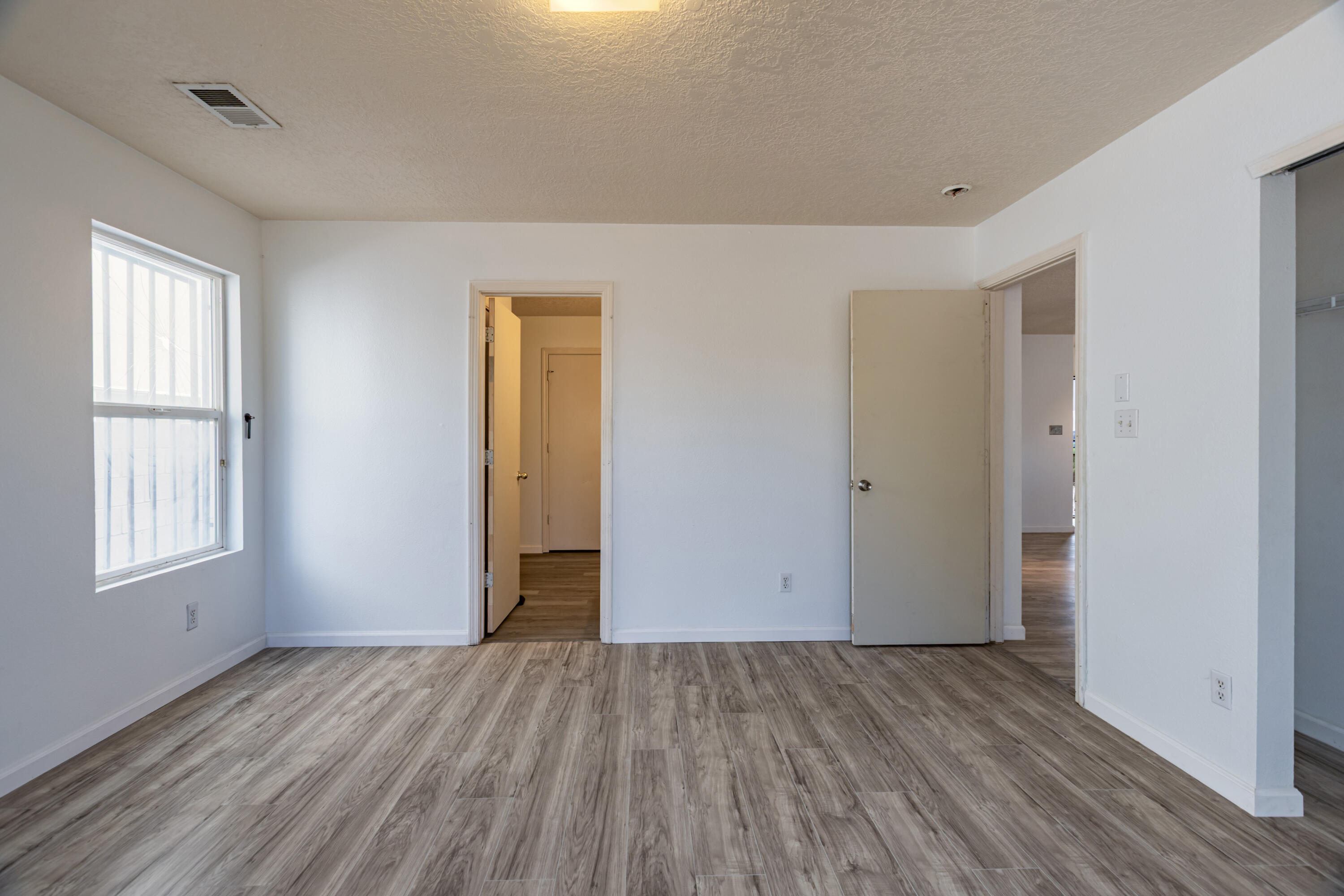 Photo 5 — 8805 Dakota Ridge Road SW