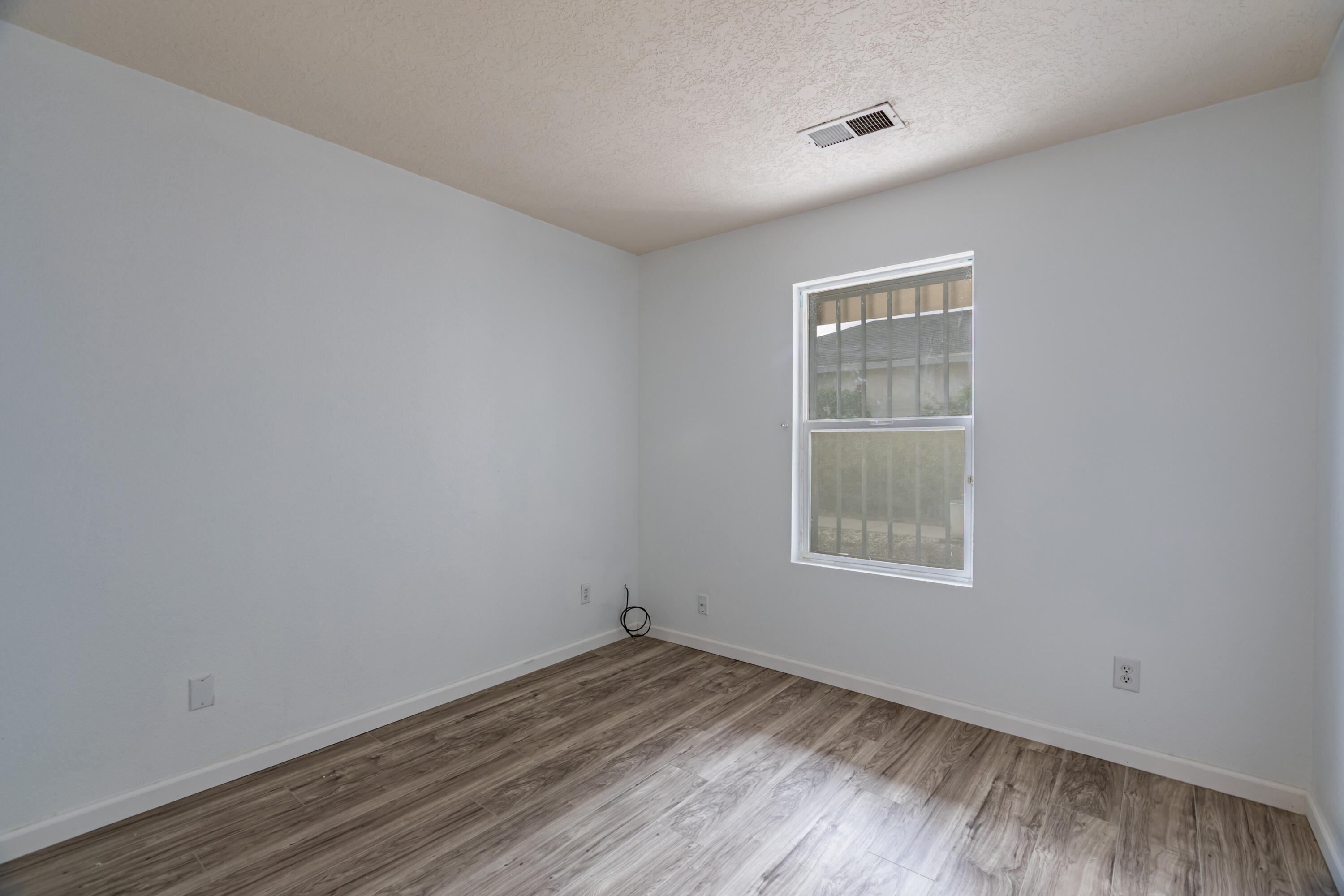 Photo 11 — 8805 Dakota Ridge Road SW
