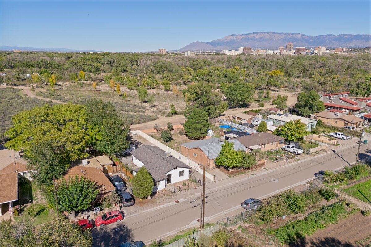 Photo 8 — 1309 S Trujillo Road SW