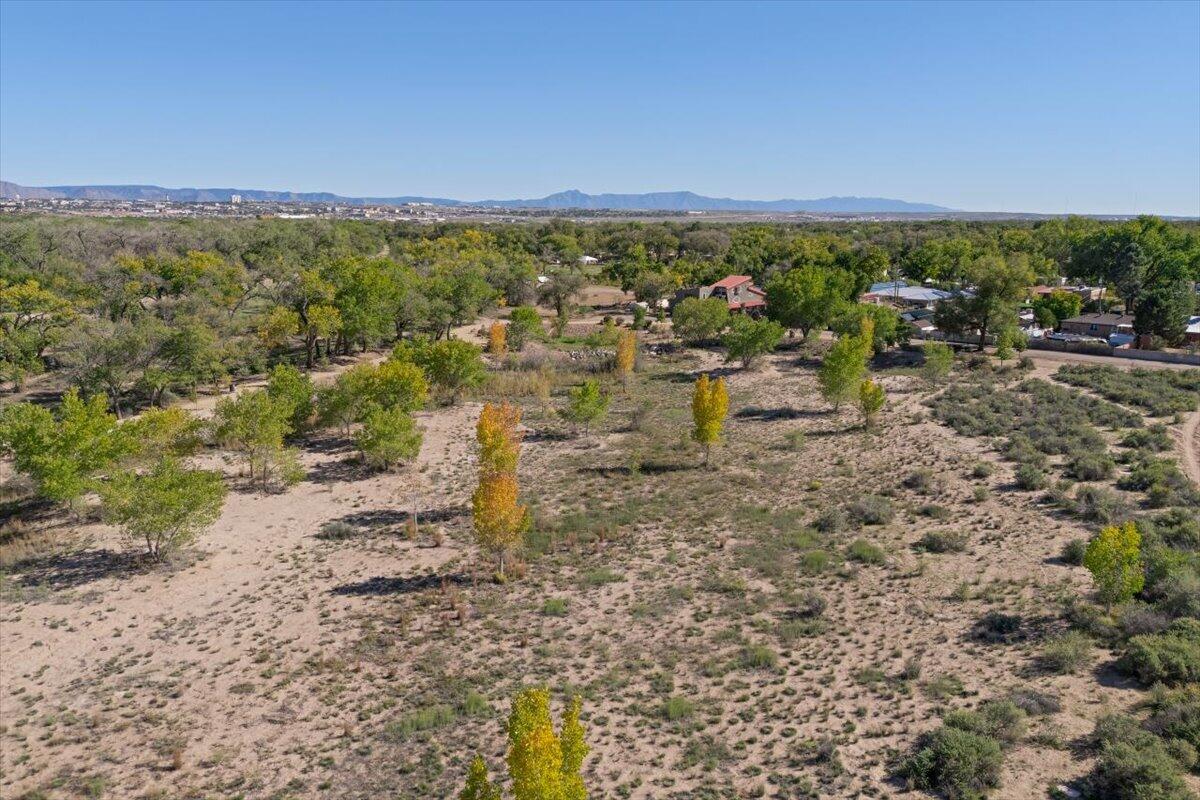 Photo 6 — 1309 S Trujillo Road SW