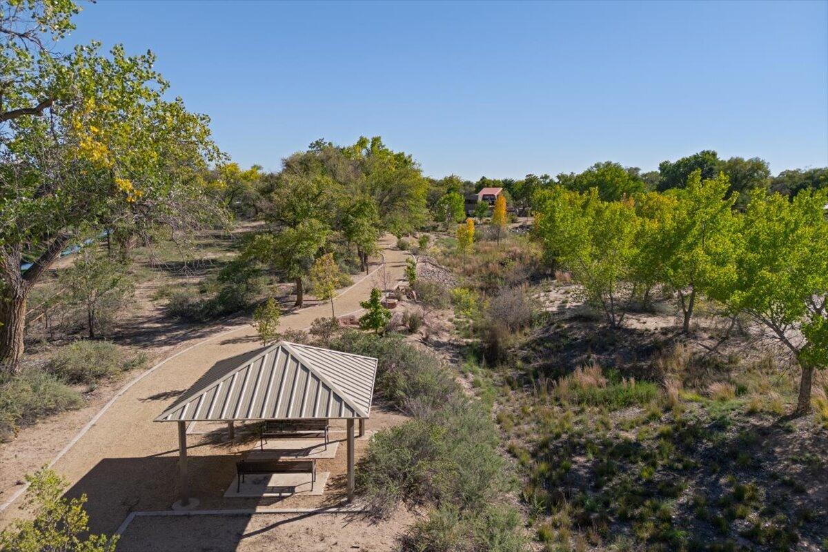 Photo 4 — 1309 S Trujillo Road SW