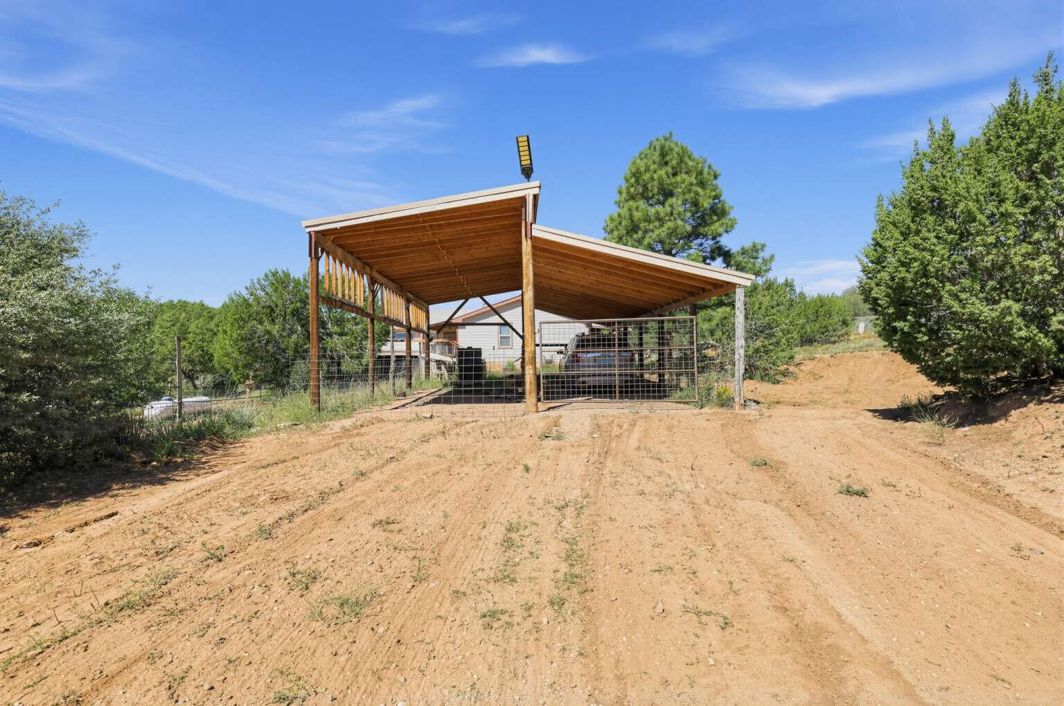 Photo 2 — 780 Red Bluff Road
