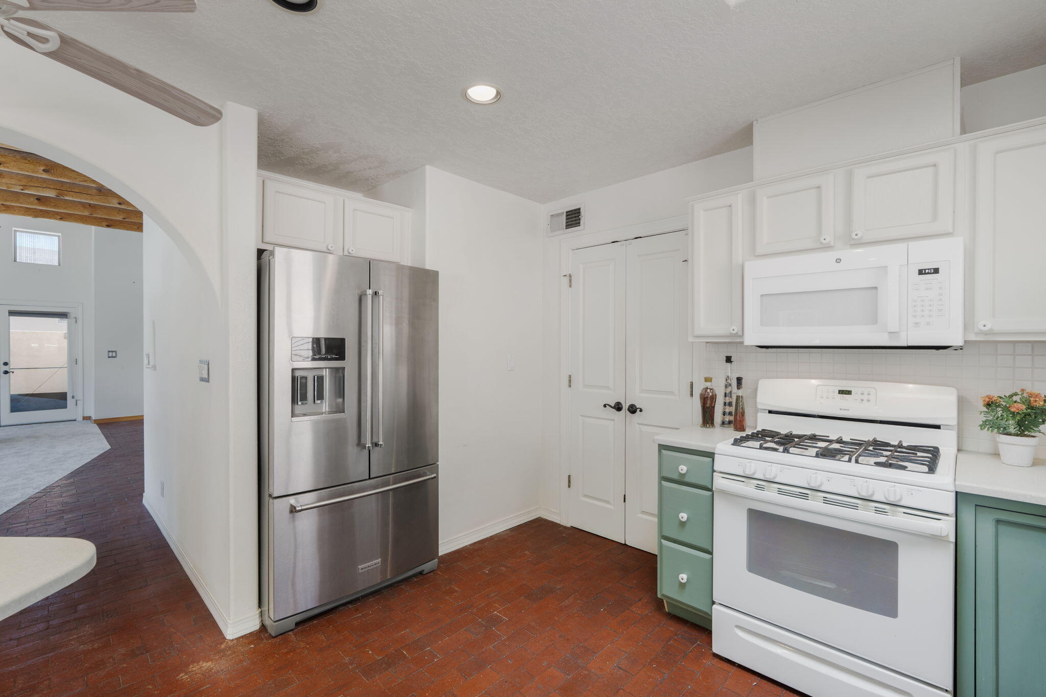 Photo 8 — 7716 Cedar Canyon Court NE