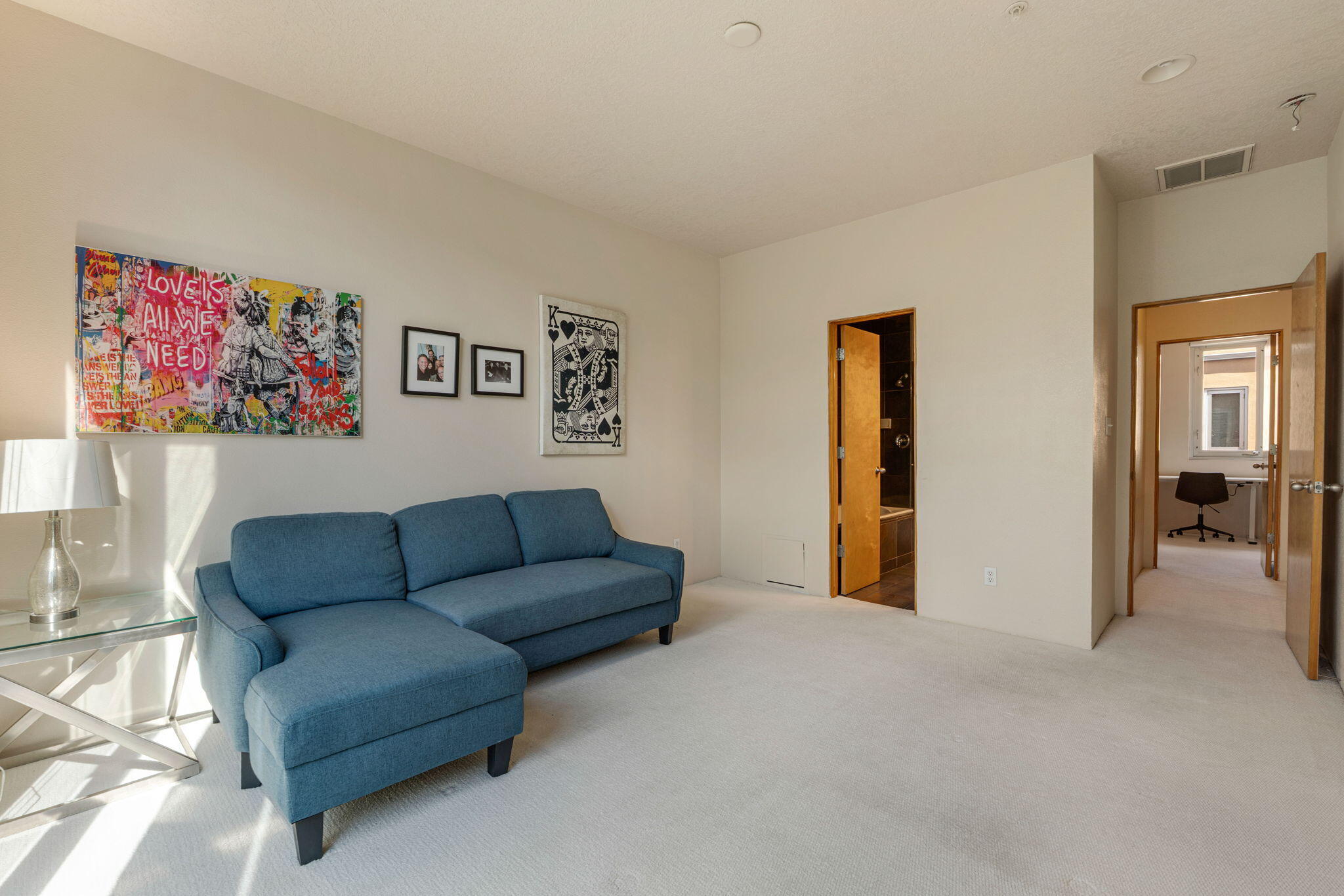 Photo 18 — 869 Silver Avenue SW