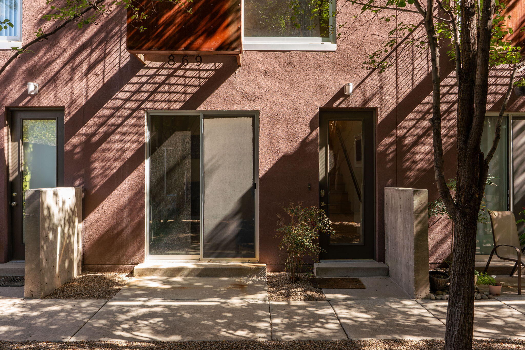 Photo 11 — 869 Silver Avenue SW