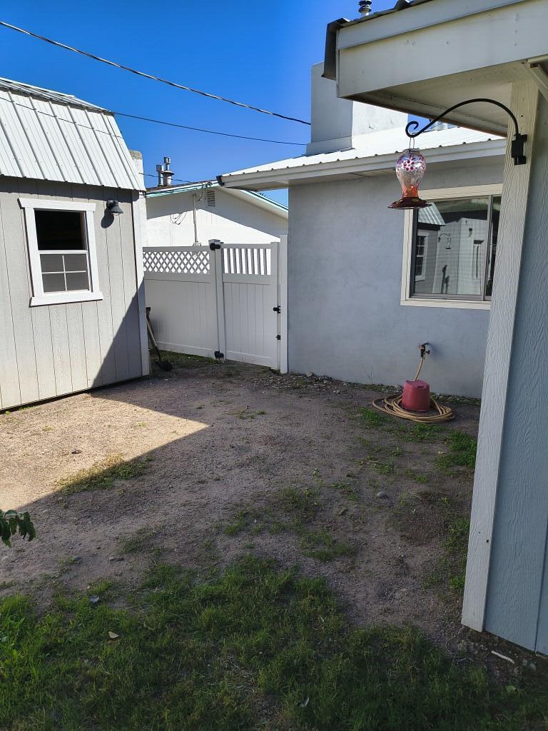 Photo 10 — 907 Sunset Street