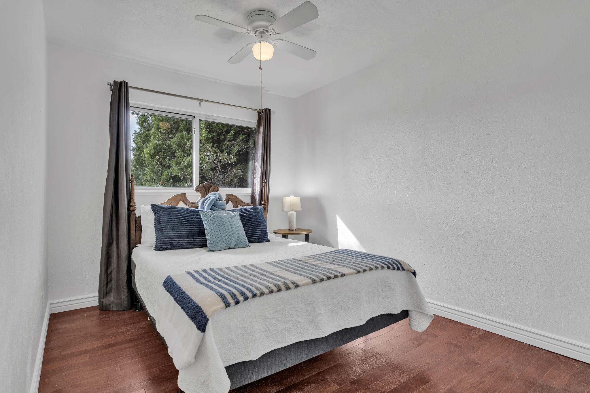 Photo 15 — 1522 Conchas Street NE