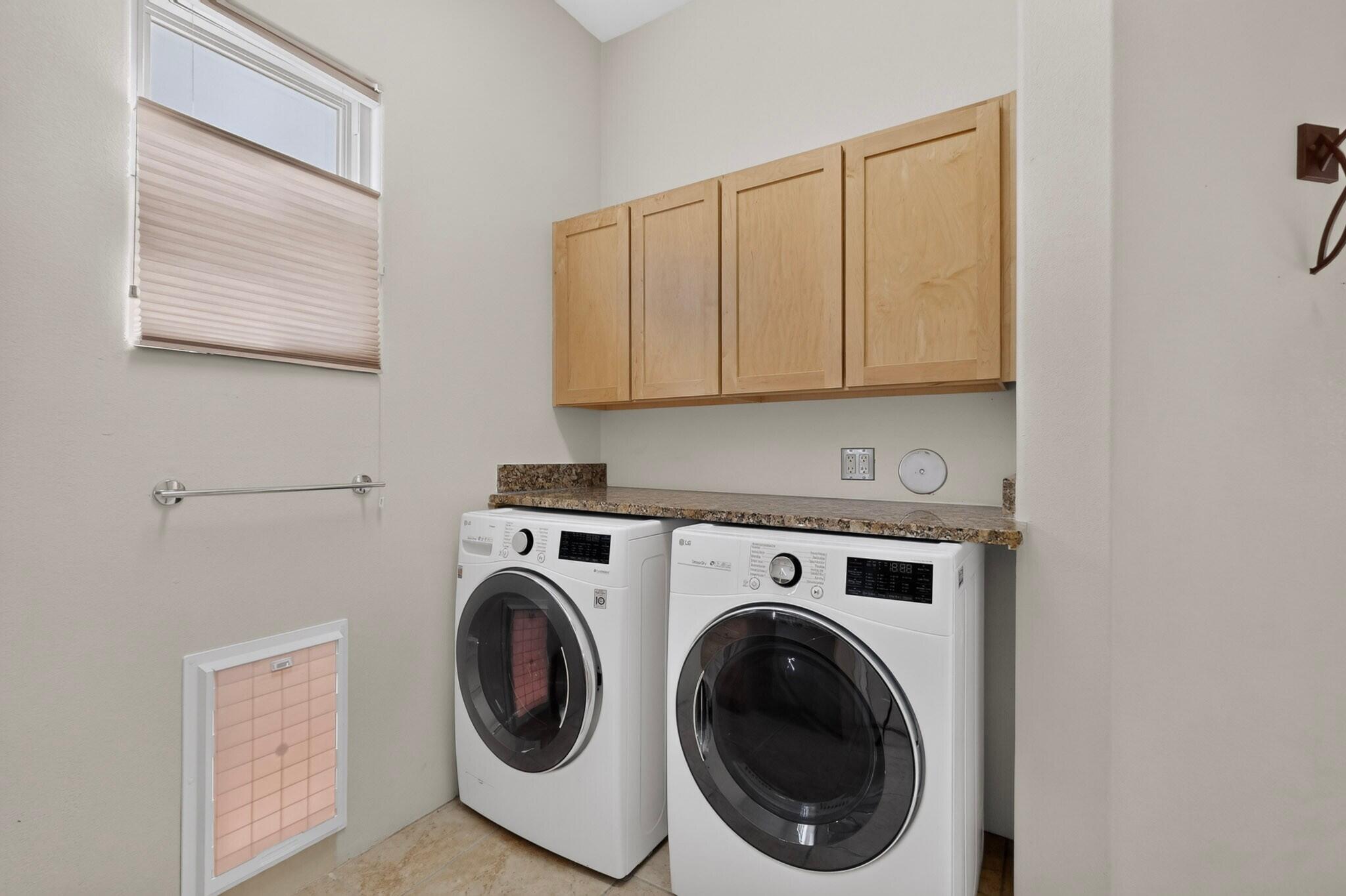 Photo 4 — 8816 Desert Finch Lane NE