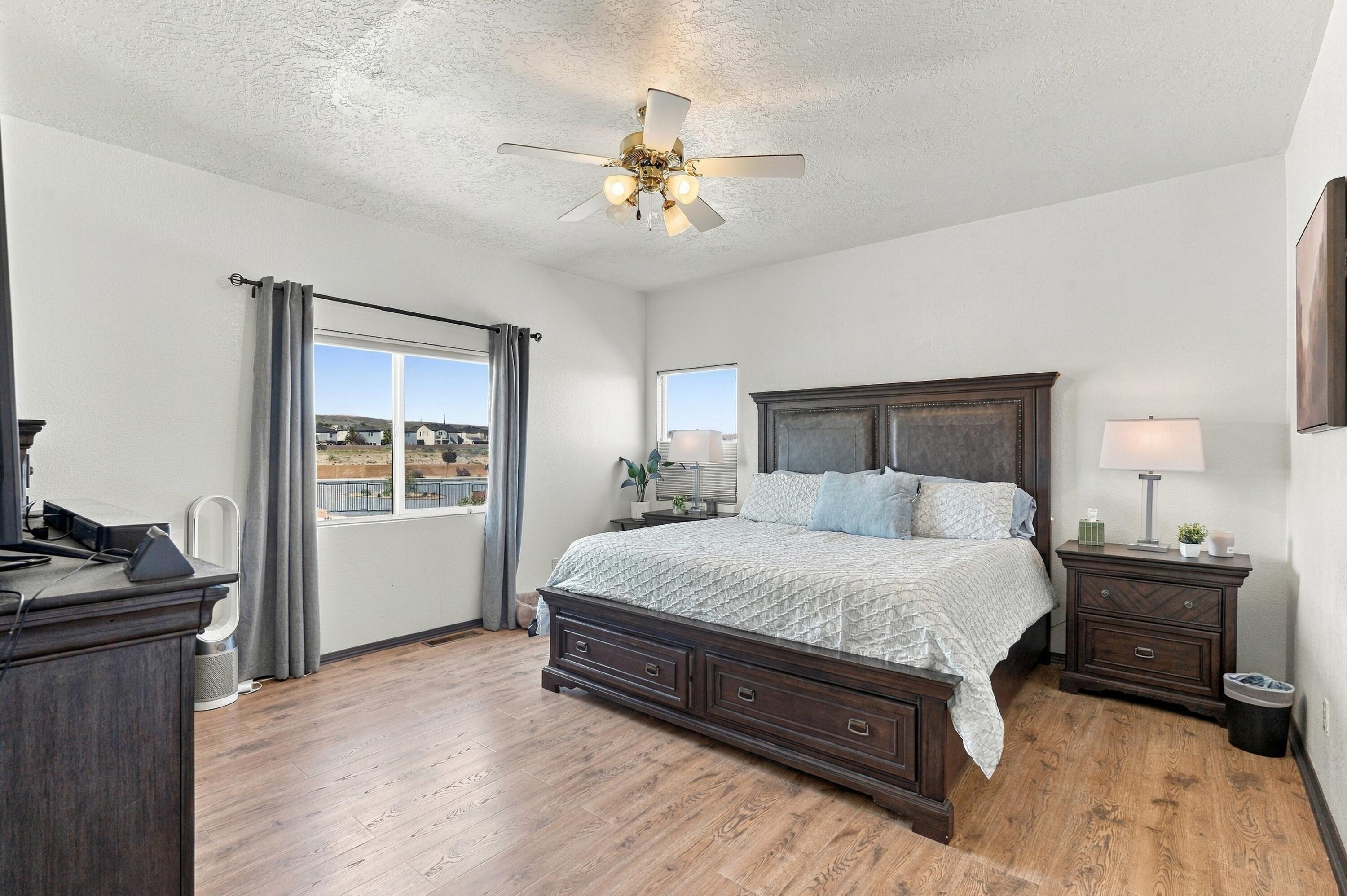 Photo 18 — 10023 Rio Corto Avenue SW