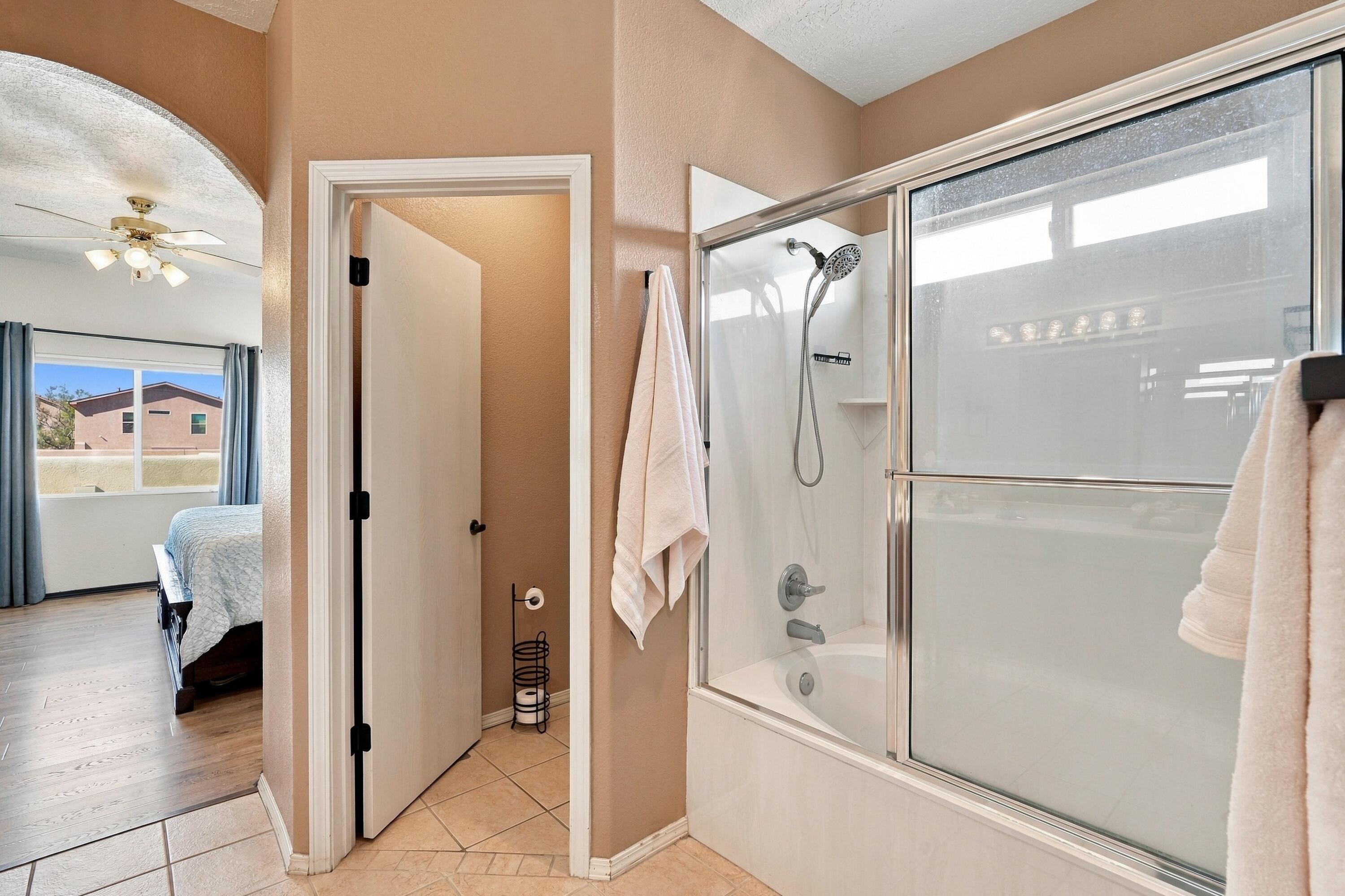 Photo 15 — 10023 Rio Corto Avenue SW