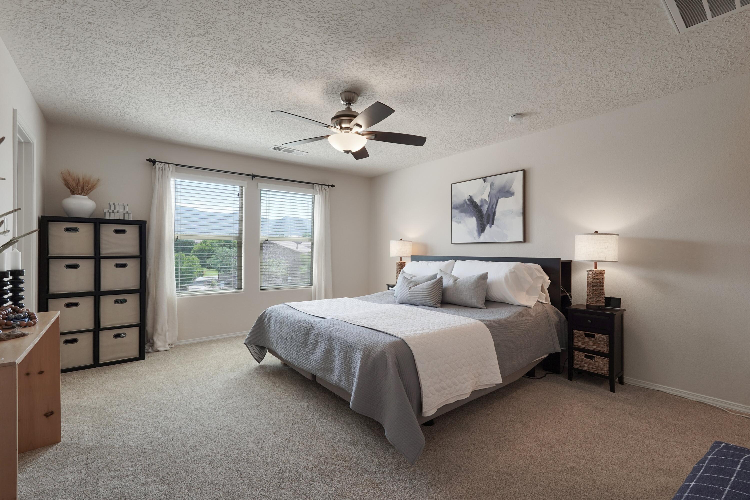 Photo 13 — 10023 Rio Corto Avenue SW