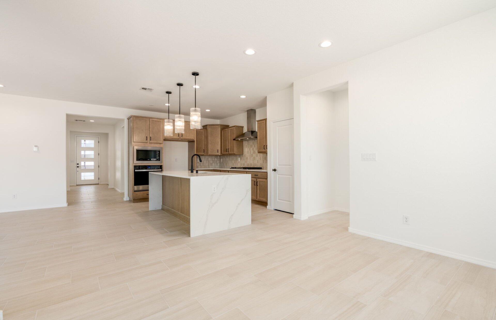 Photo 17 — 8365 Vonnegut Lane NW
