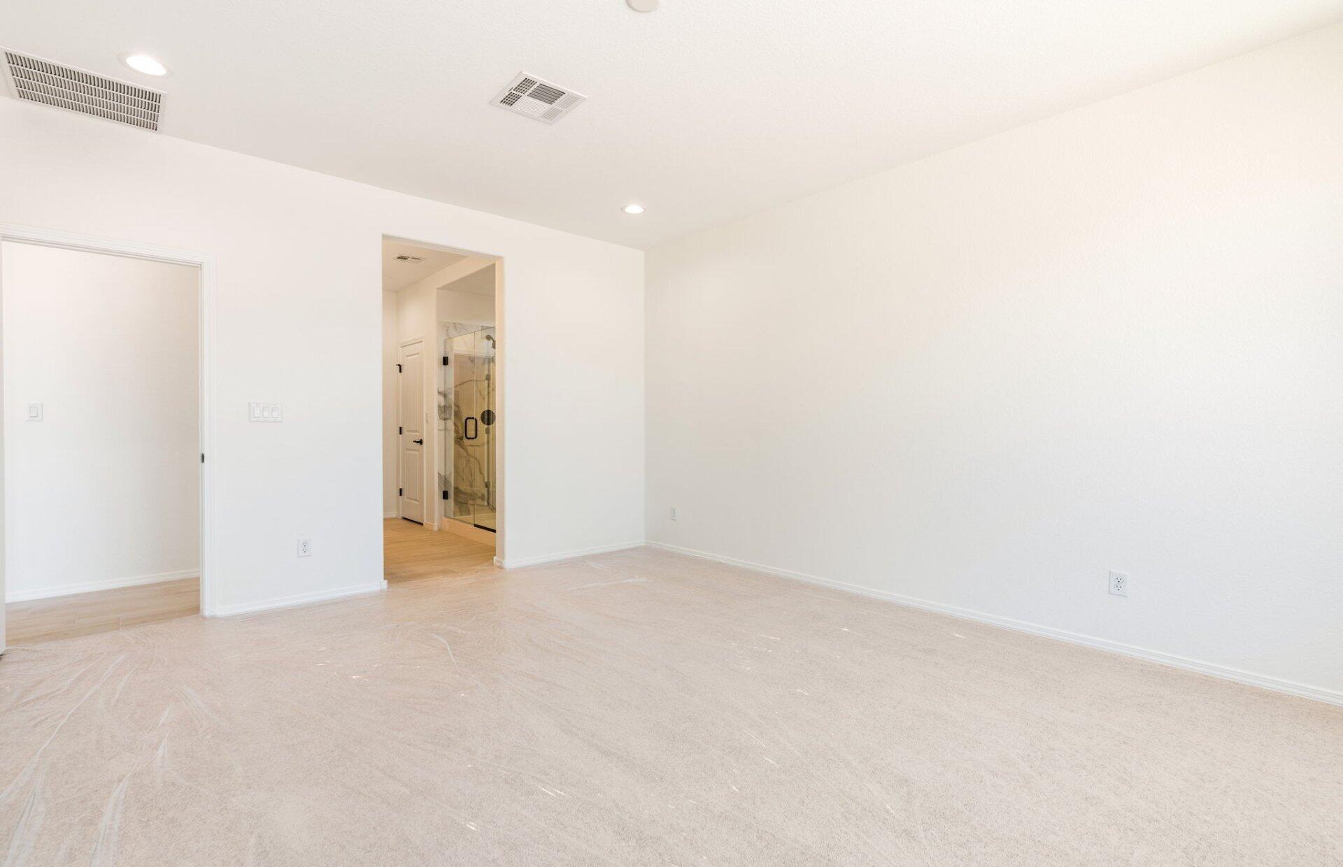 Photo 14 — 8365 Vonnegut Lane NW