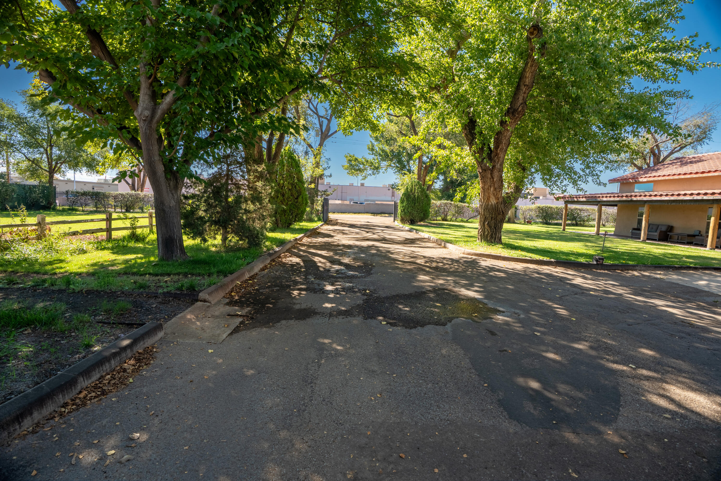 Photo 9 — 1619 Flora Vista Drive SW