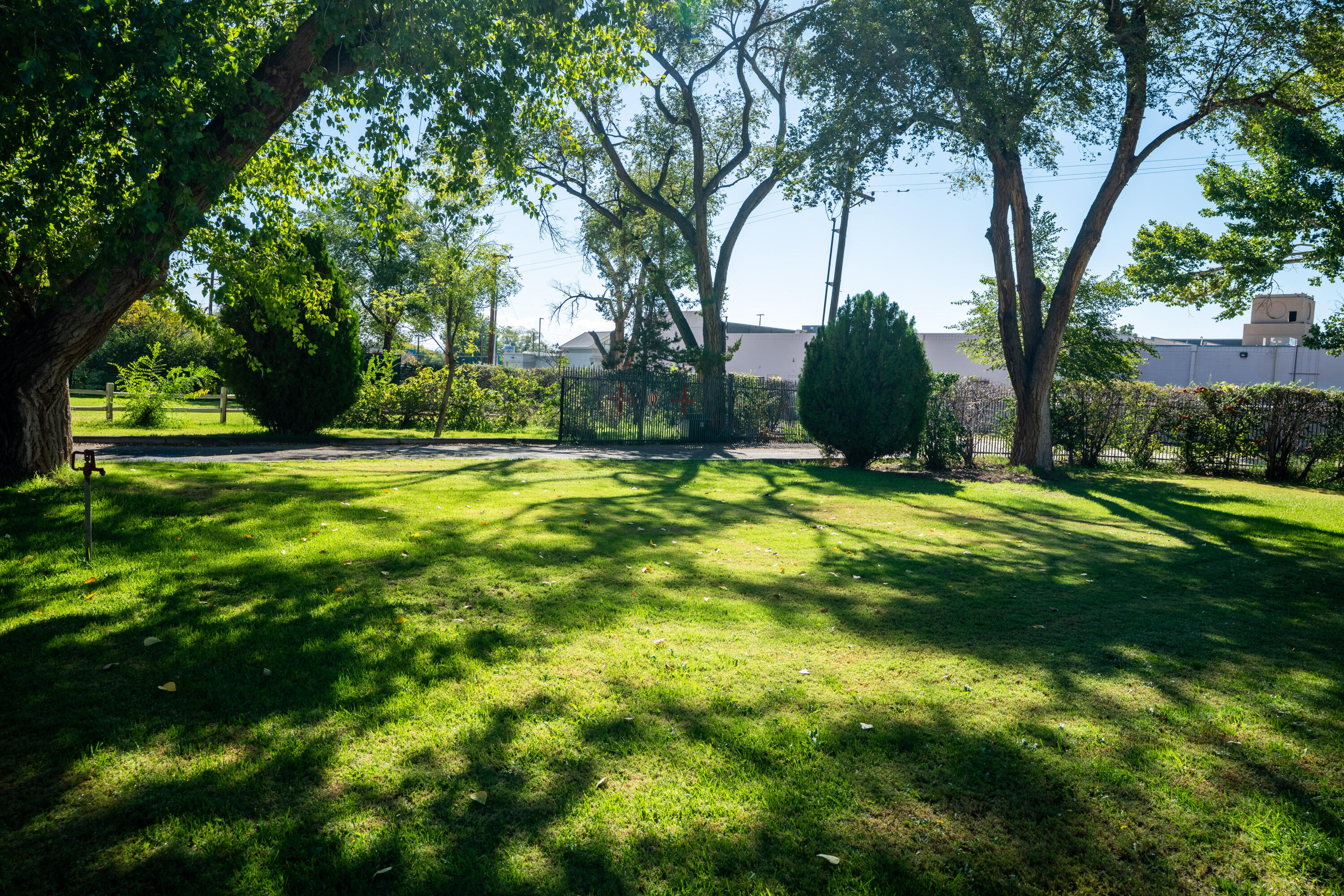 Photo 14 — 1619 Flora Vista Drive SW