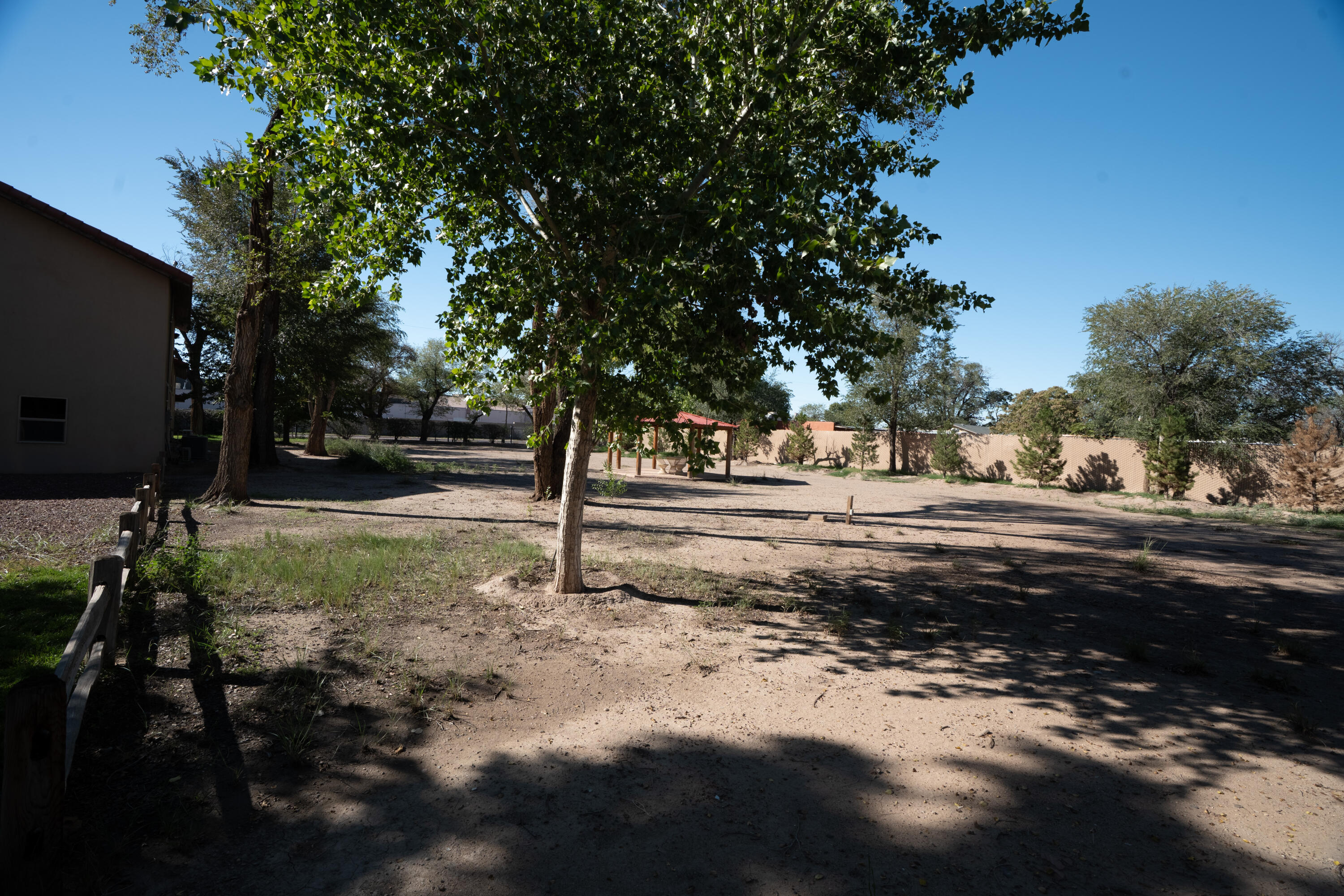 Photo 17 — 1619 Flora Vista Drive SW