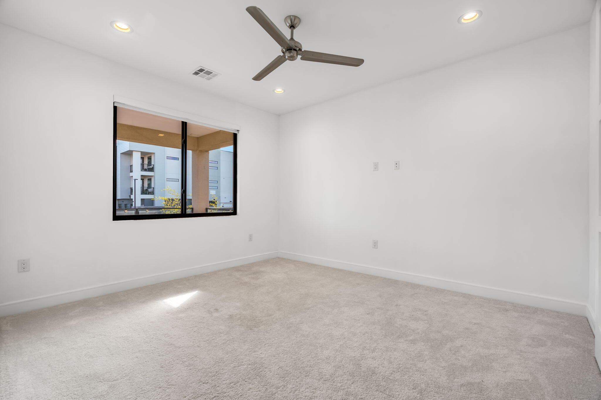 Photo 17 — 8836 Silver Oak Lane NE