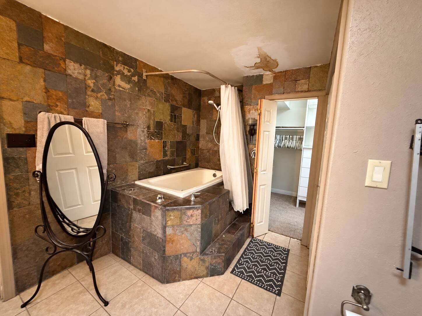 Photo 13 — 2119 Los Pinos Court
