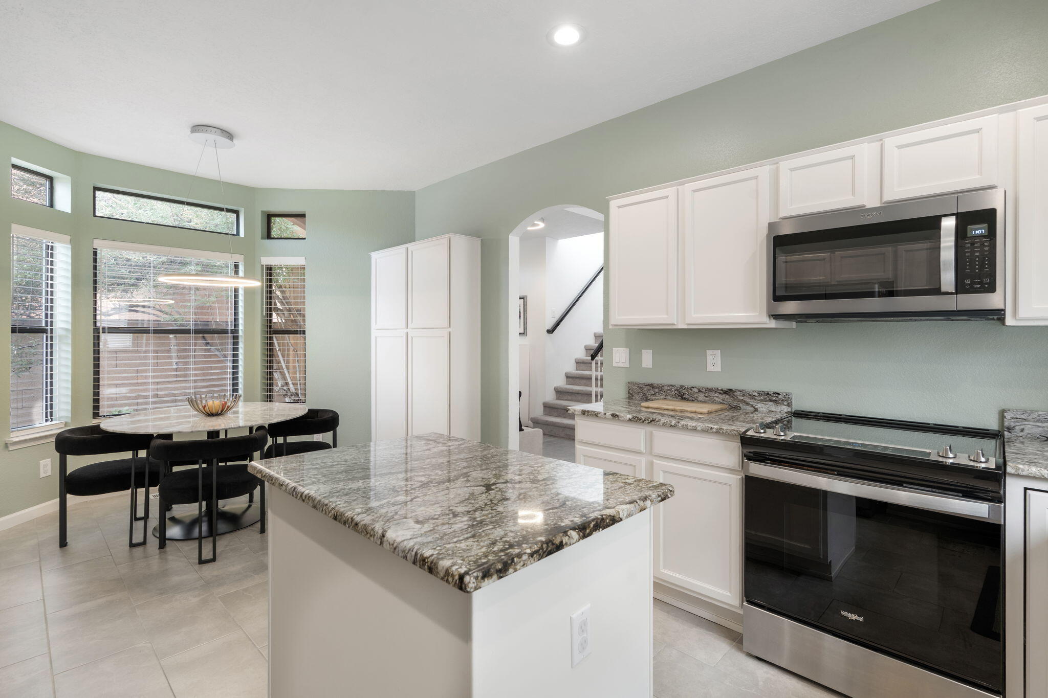 Photo 15 — 2115 Black Willow Drive NE