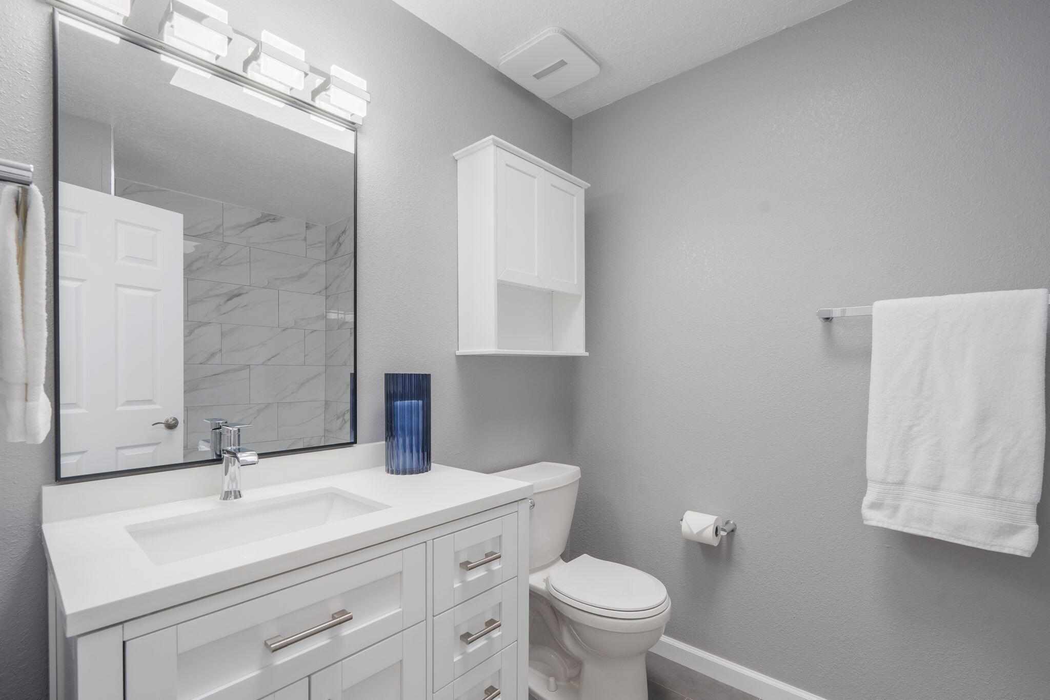 Photo 6 — 2115 Black Willow Drive NE